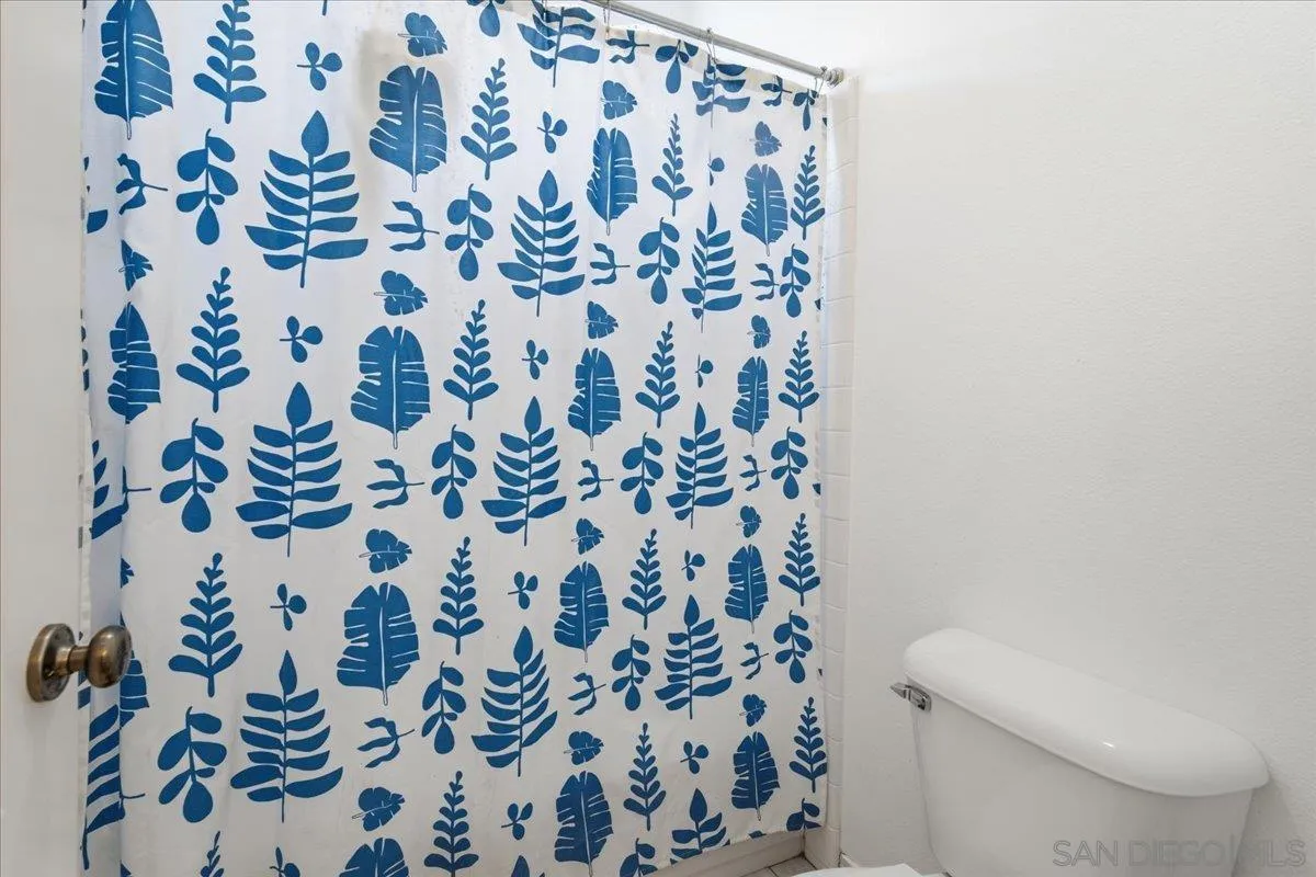 https://cdn.realtyfeed.com/cdn/127/260014820/57d467183ad3a1faa087b0f88fb0c588.webp
