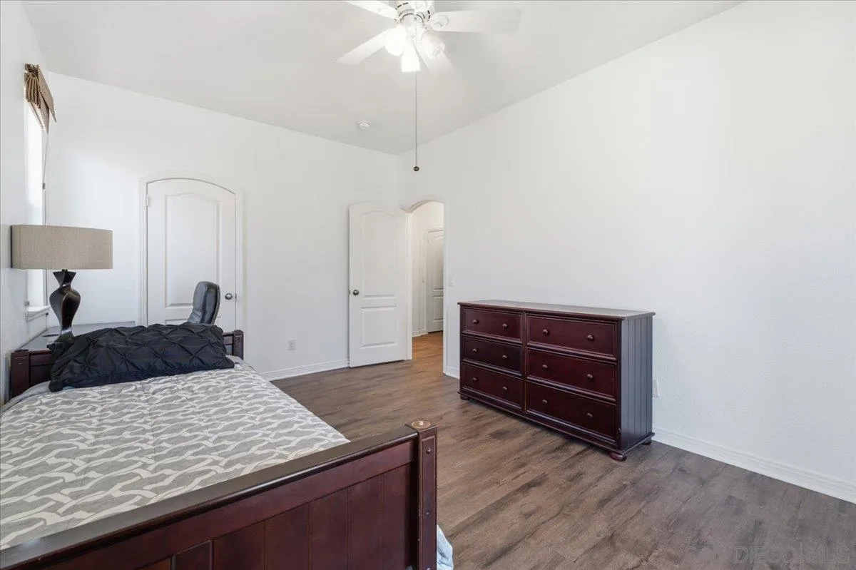 https://cdn.realtyfeed.com/cdn/127/260014820/87036ffb82bc9fab292b853d64c4eb2e.webp