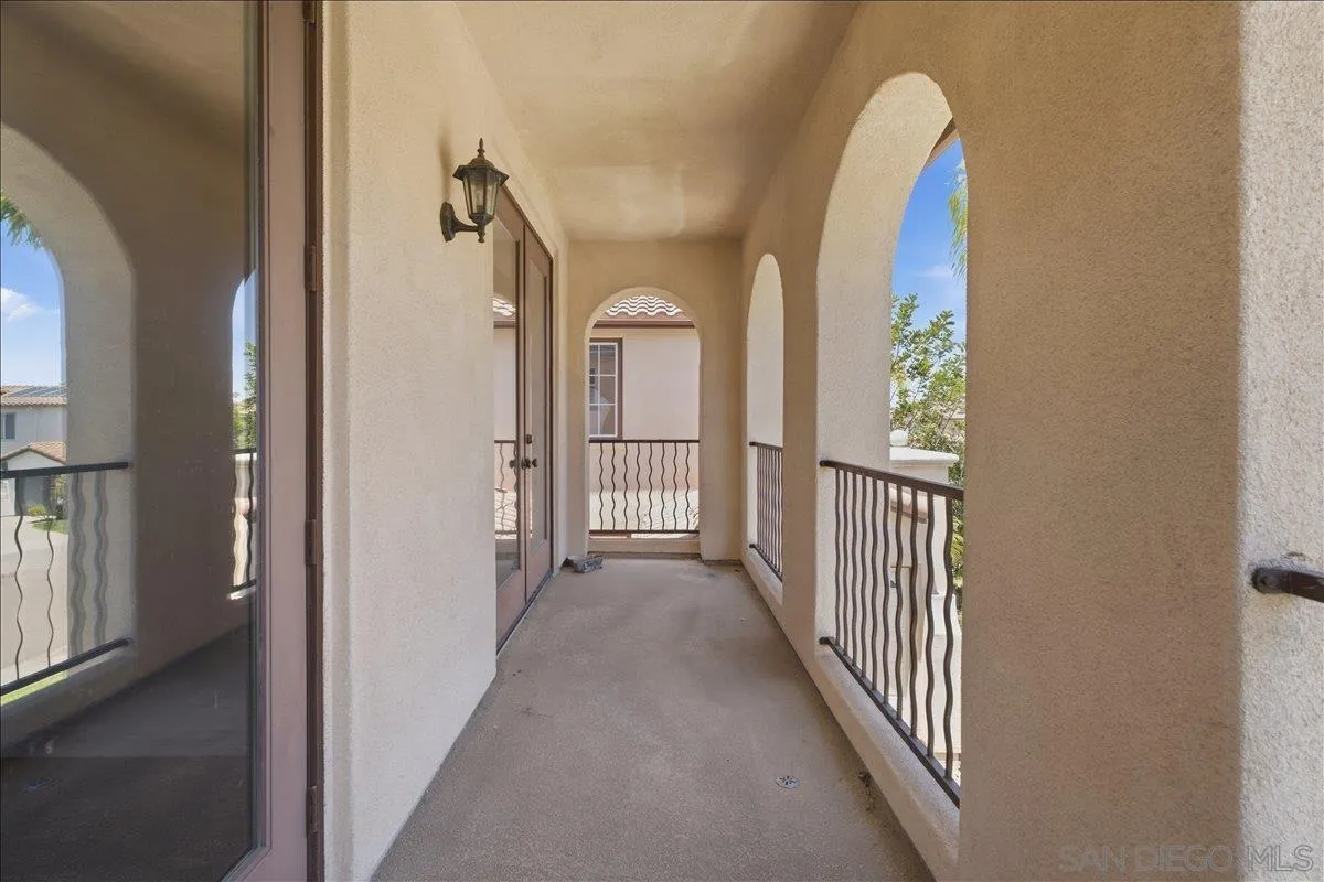 https://cdn.realtyfeed.com/cdn/127/260014820/8aa44079ae10e0452eaed002aba2068d.webp
