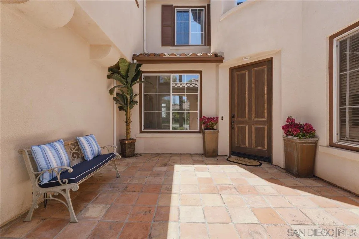 https://cdn.realtyfeed.com/cdn/127/260014820/9058b5c776f56c2c2922ae6b8f5bd6ab.webp