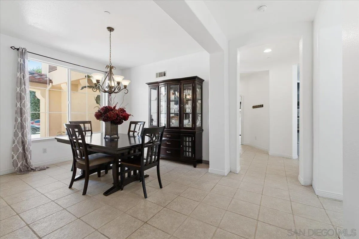 https://cdn.realtyfeed.com/cdn/127/260014820/abfde8a96b45295d4032ed6d4259feef.webp