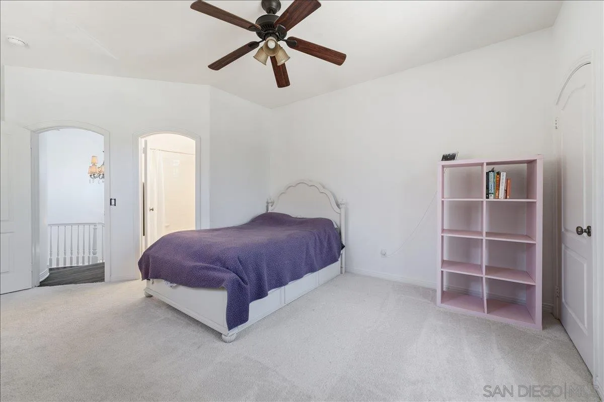 https://cdn.realtyfeed.com/cdn/127/260014820/cd4be9bf07634848894e6a9c40a65e01.webp