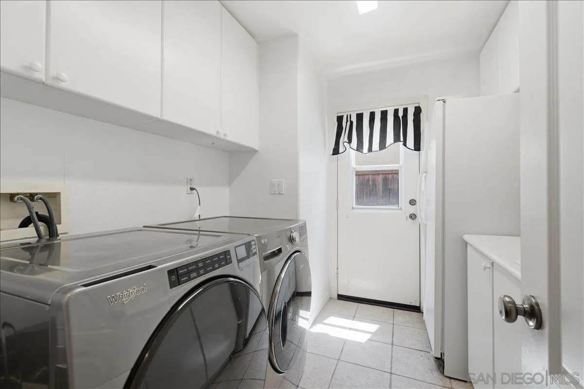 https://cdn.realtyfeed.com/cdn/127/260014820/d0d4f4901394868a81a460038141e35c.webp