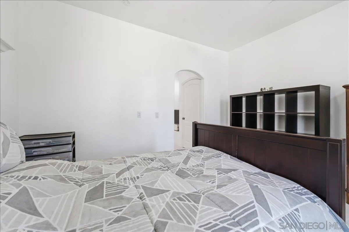 https://cdn.realtyfeed.com/cdn/127/260014820/e1f7ea3288d9998a66f8047642212053.webp