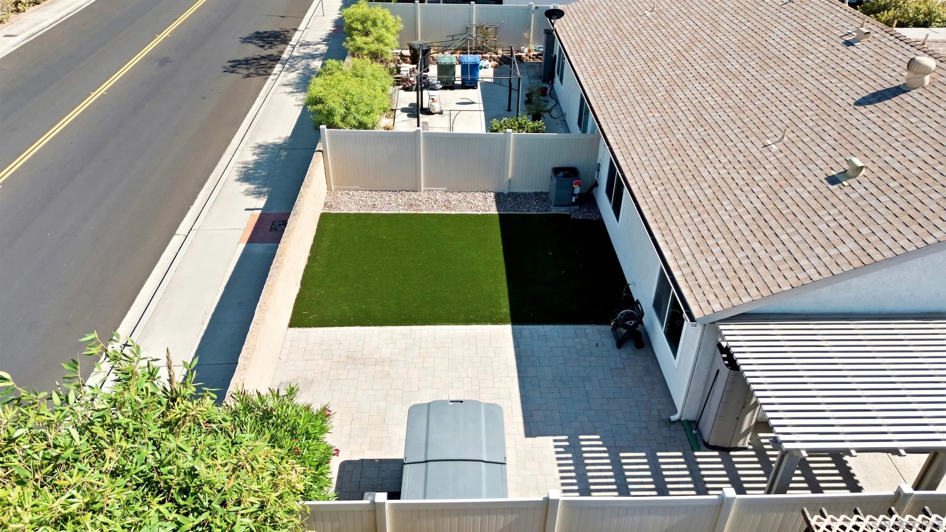 https://cdn.realtyfeed.com/cdn/127/260014821/2934daed743df006cecebfc45eba7e63.webp