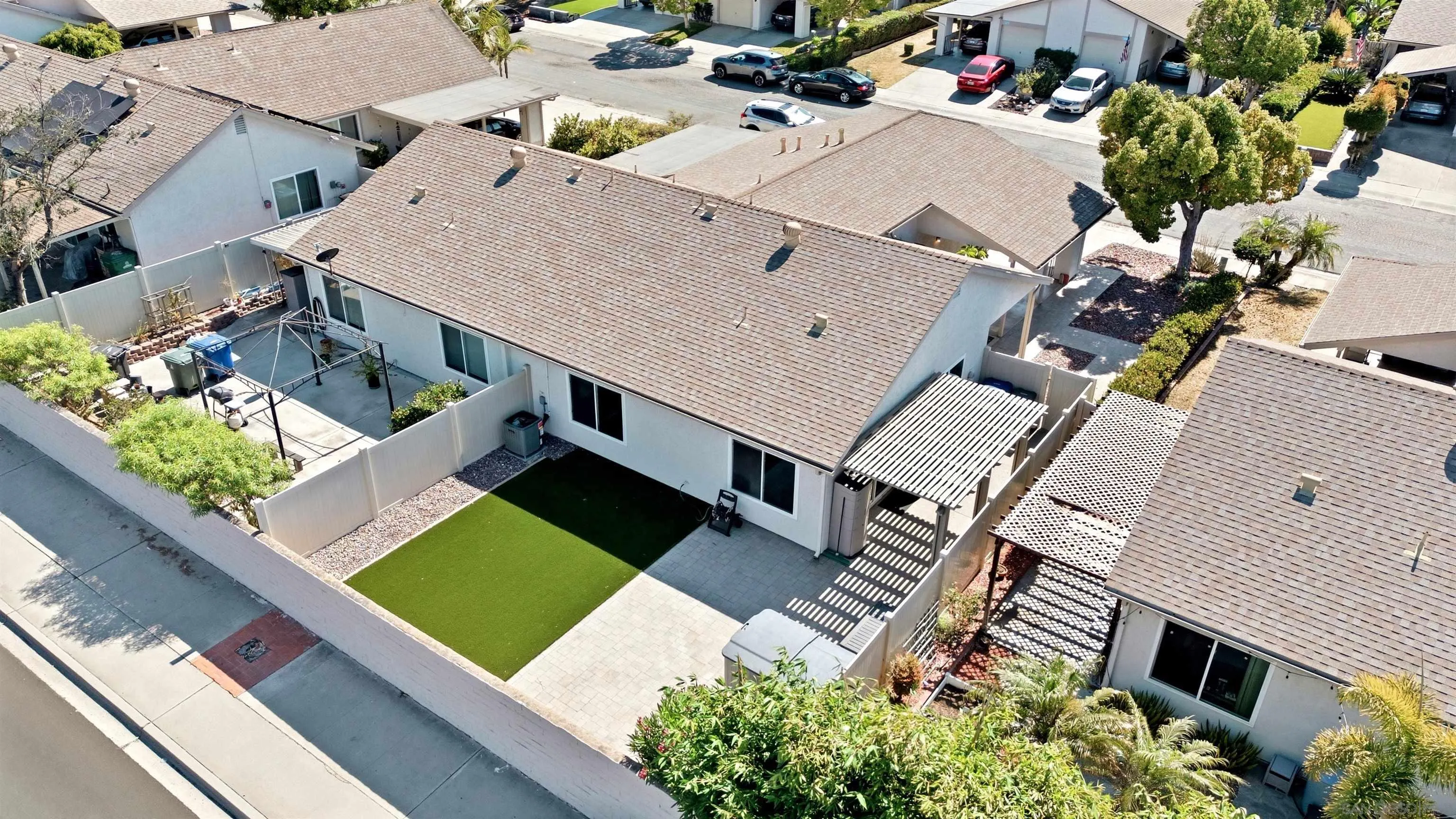 https://cdn.realtyfeed.com/cdn/127/260014821/464f3b5862df0bcec4d3e5467b0bf8dd.webp