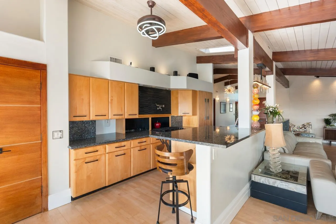 https://cdn.realtyfeed.com/cdn/127/260014822/1f9fdba11d8e2791e6cd63cea40c736d.webp
