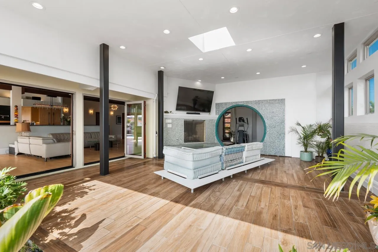 https://cdn.realtyfeed.com/cdn/127/260014822/5c8e91a801c035b0b7302fffcba83f8e.webp