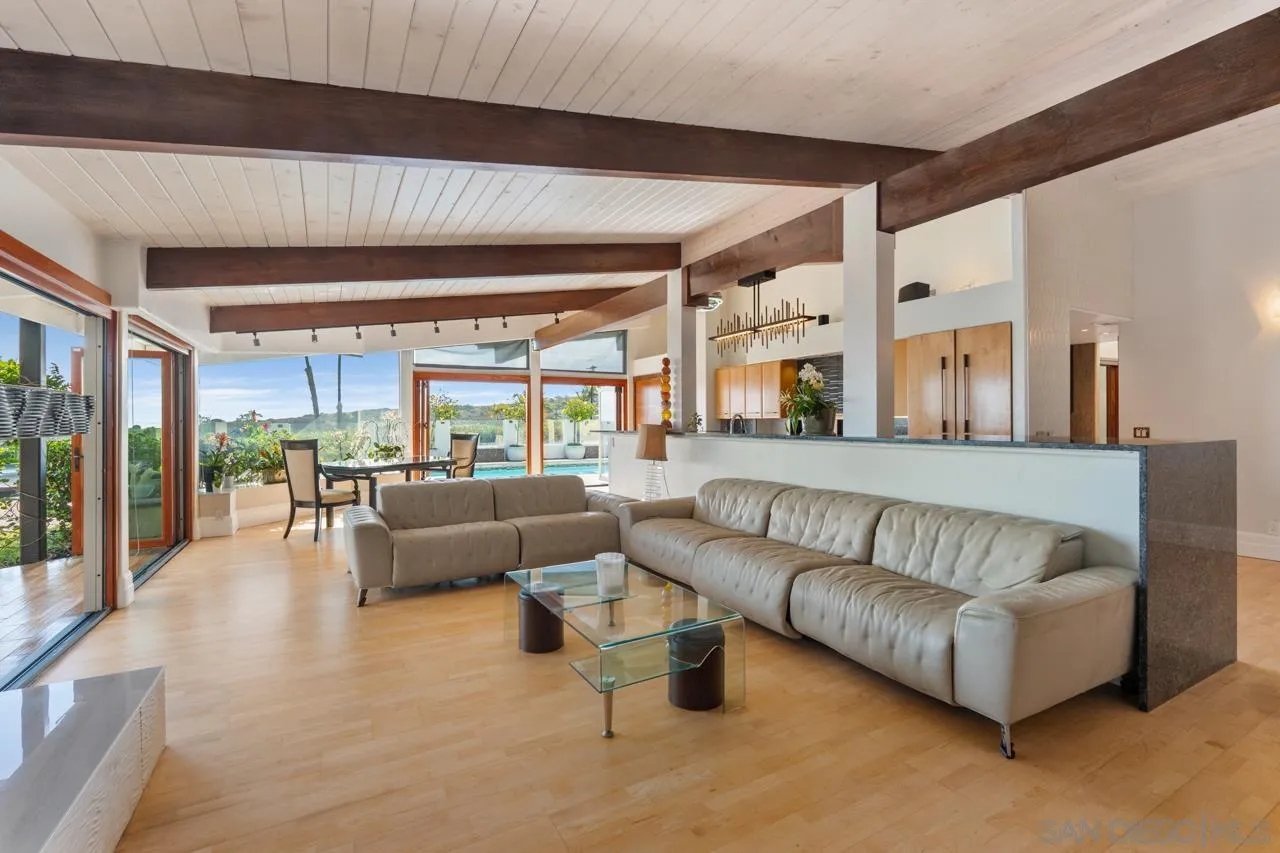 https://cdn.realtyfeed.com/cdn/127/260014822/868da4bb9b030c435747870b0c986a24.webp