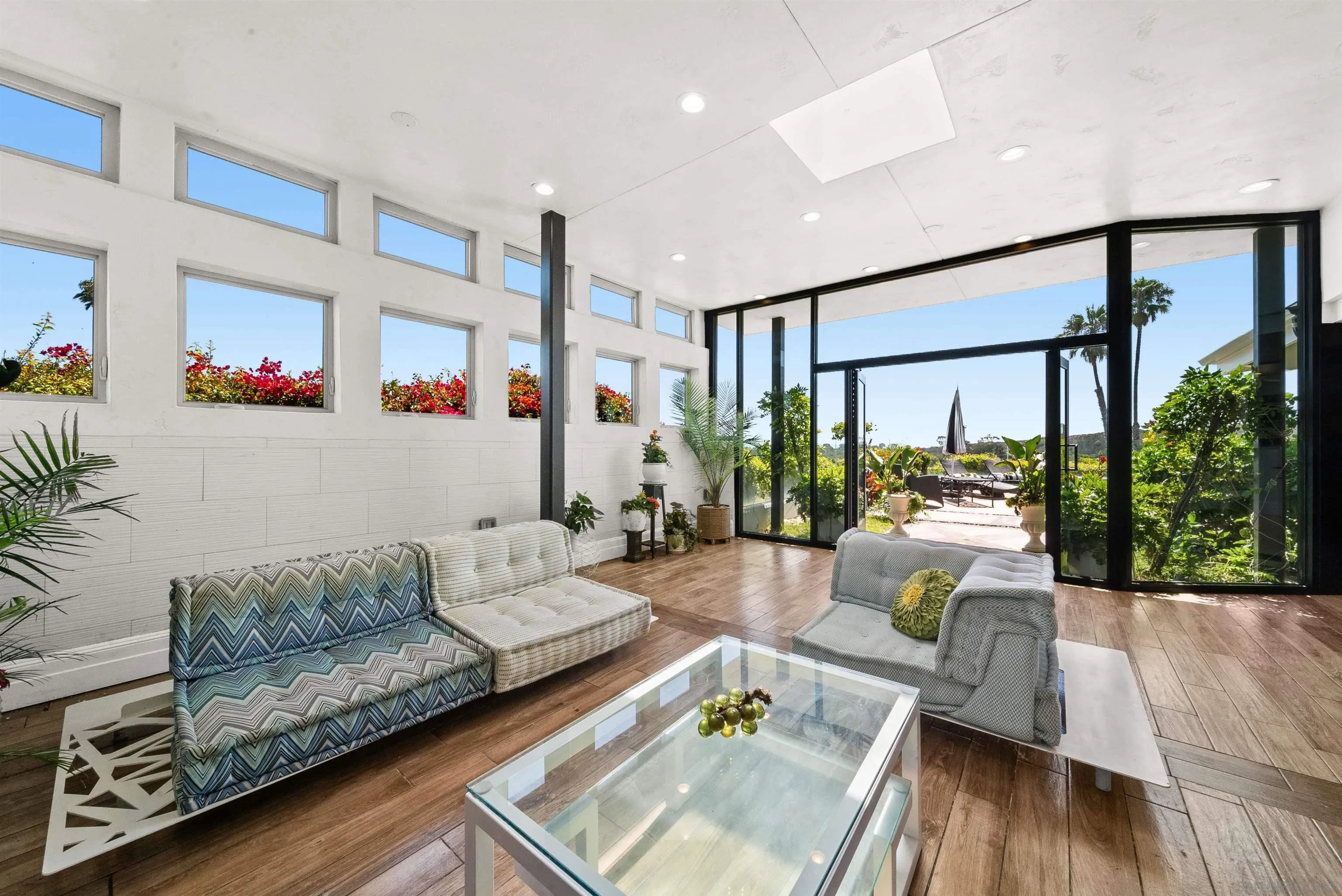 https://cdn.realtyfeed.com/cdn/127/260014822/b8e512020e58c3c13f3b6c424ccb1405.webp