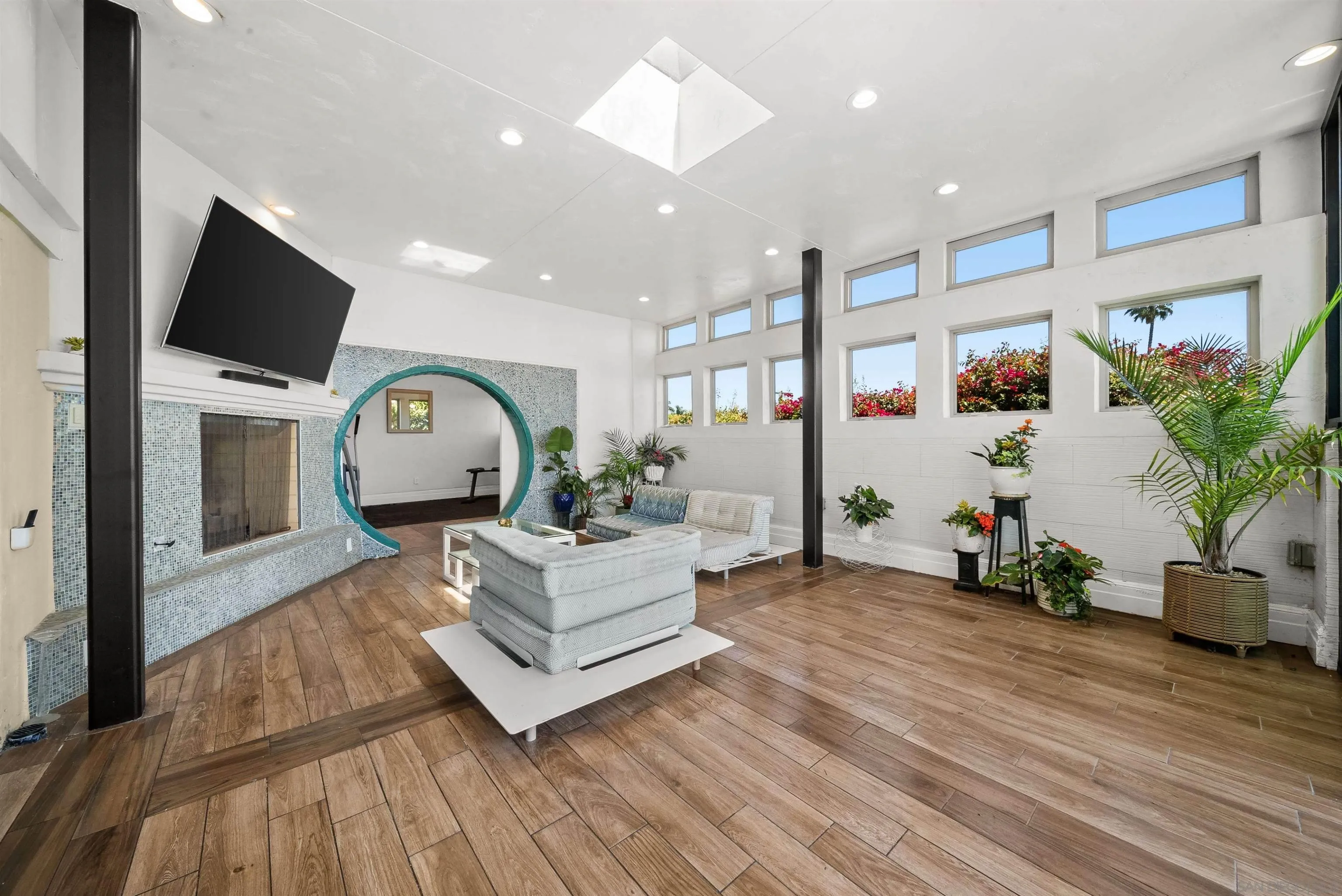https://cdn.realtyfeed.com/cdn/127/260014822/c2519677360ea6703956adfdd9f17f4d.webp