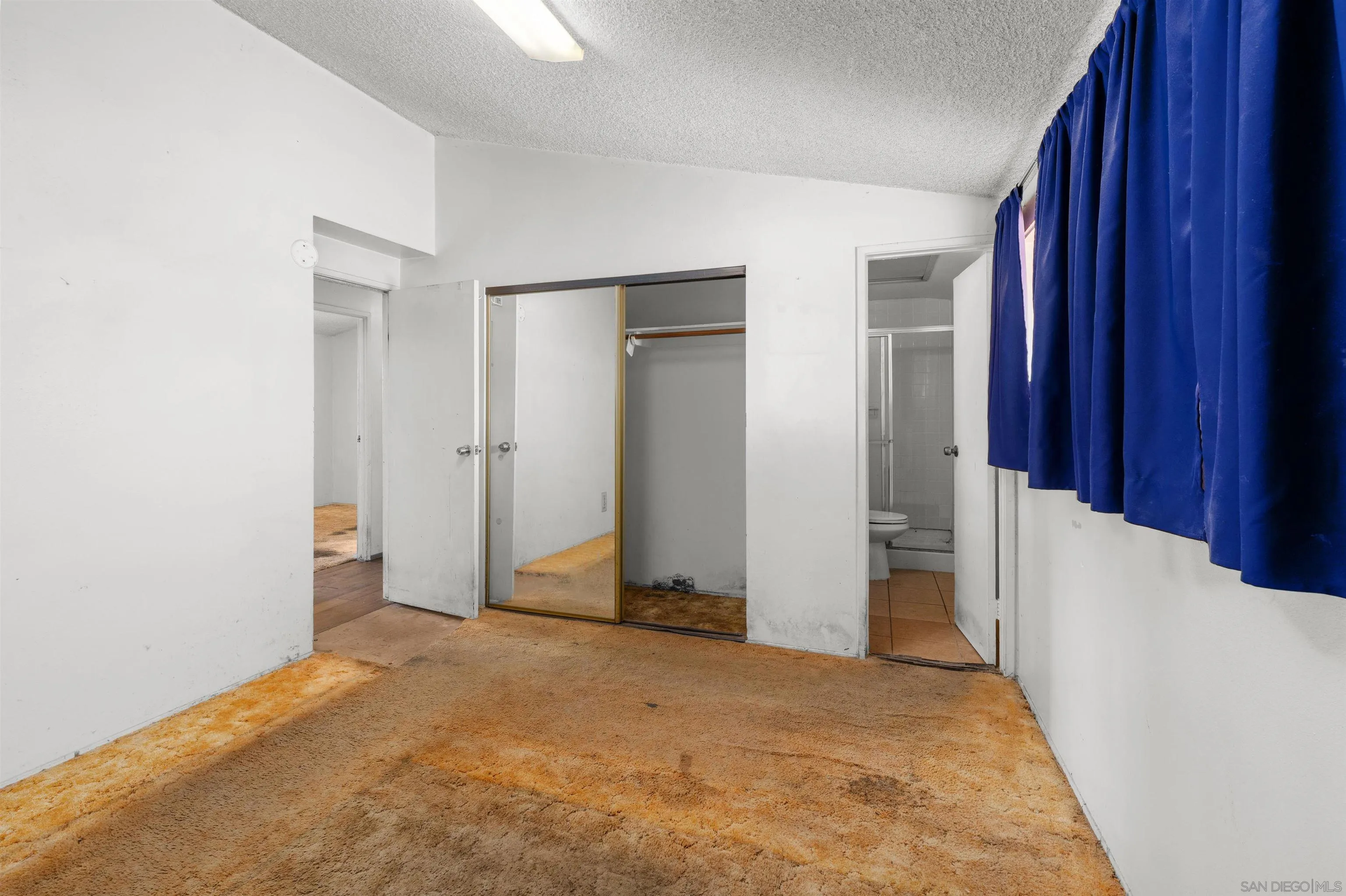 https://cdn.realtyfeed.com/cdn/127/260014824/297a6b7a6cf7de3cbb2e43388e18bb4b.webp