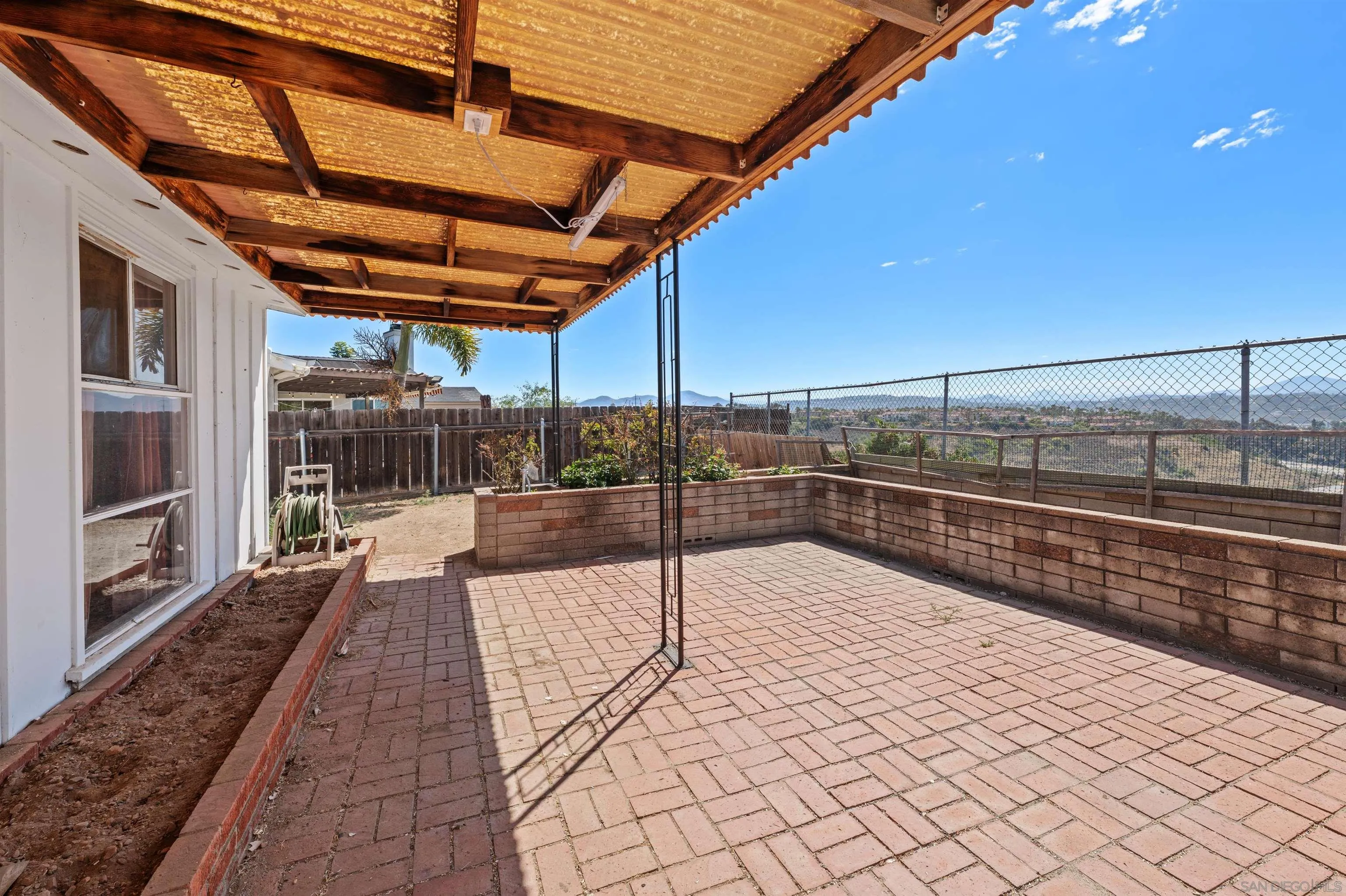 https://cdn.realtyfeed.com/cdn/127/260014824/41816c598fa7e084ae7c862b6a76393a.webp
