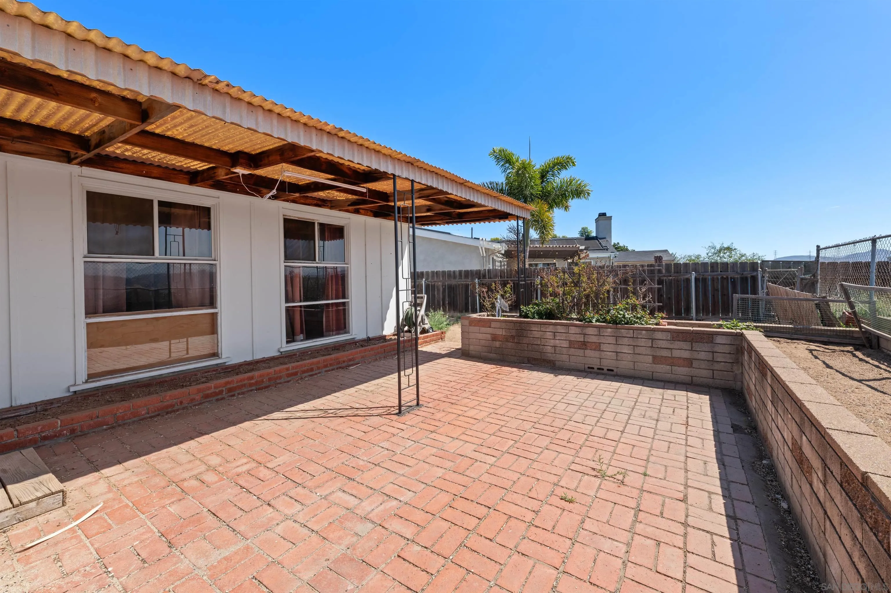 https://cdn.realtyfeed.com/cdn/127/260014824/605be8355a9e7b7557a80bc821dc04fa.webp