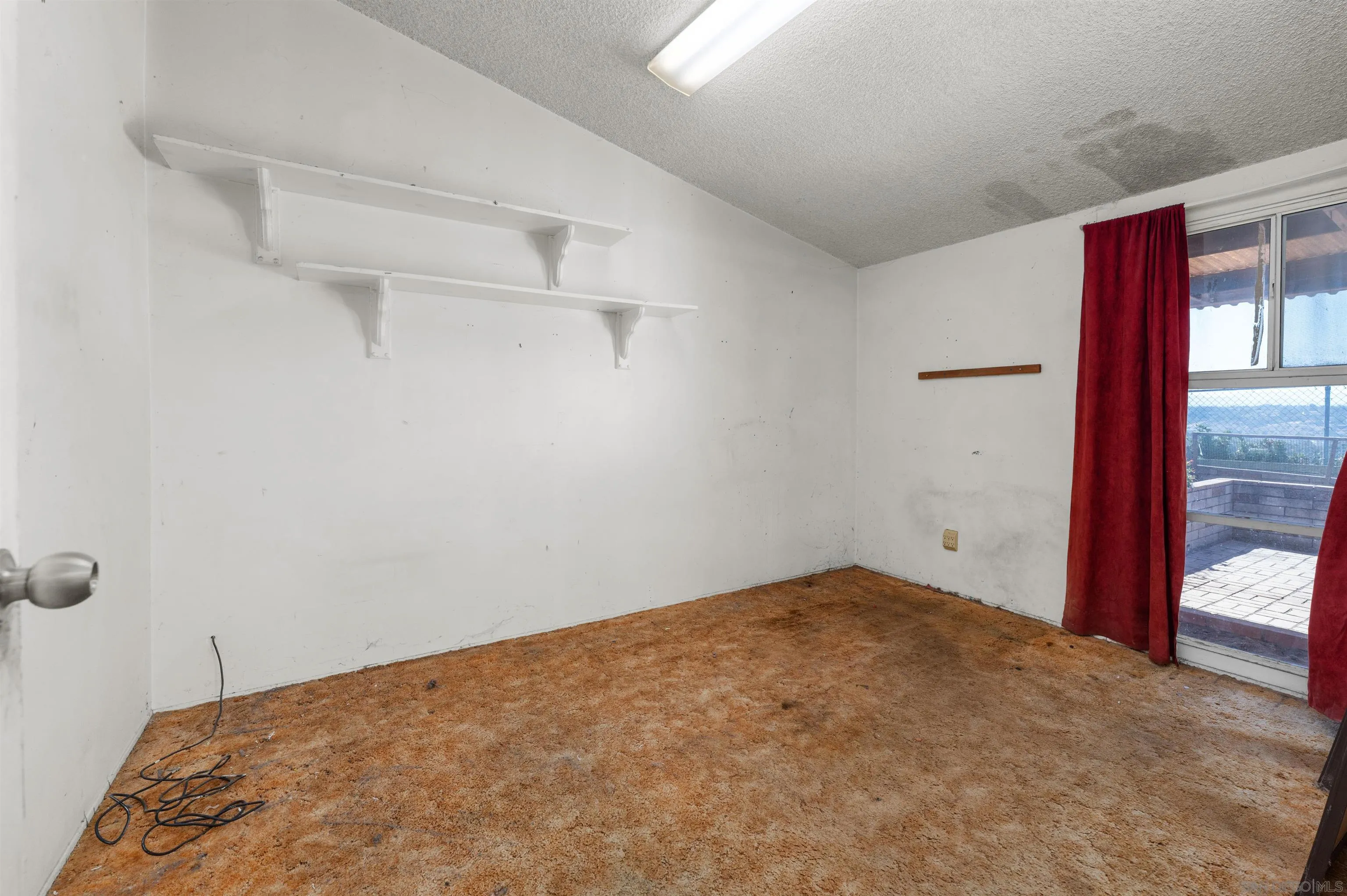 https://cdn.realtyfeed.com/cdn/127/260014824/6bb1ce00fe1b182ca563b70cf6826dbf.webp