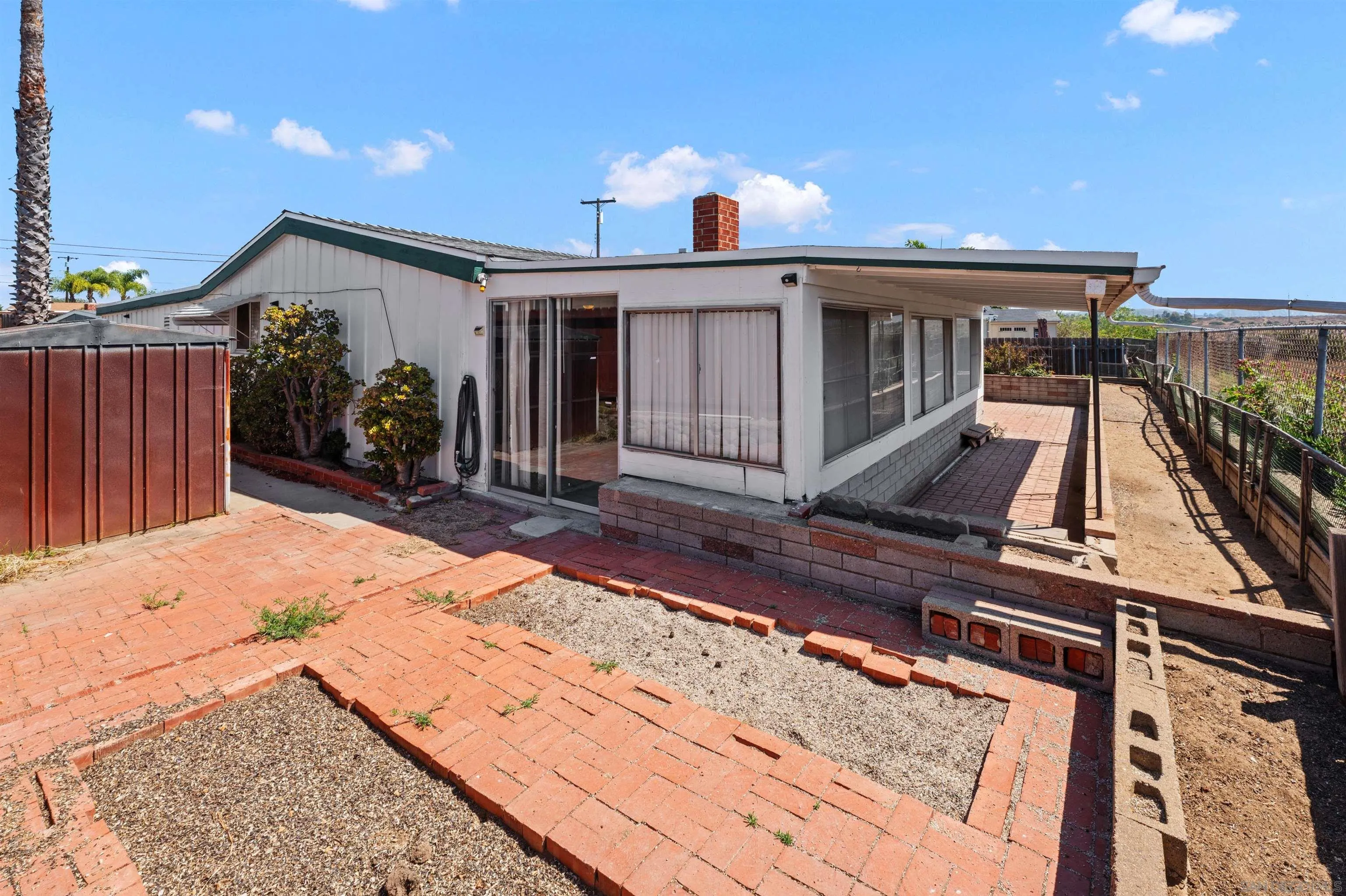 https://cdn.realtyfeed.com/cdn/127/260014824/dfc3ae739cef9bba74d8129d3c171919.webp