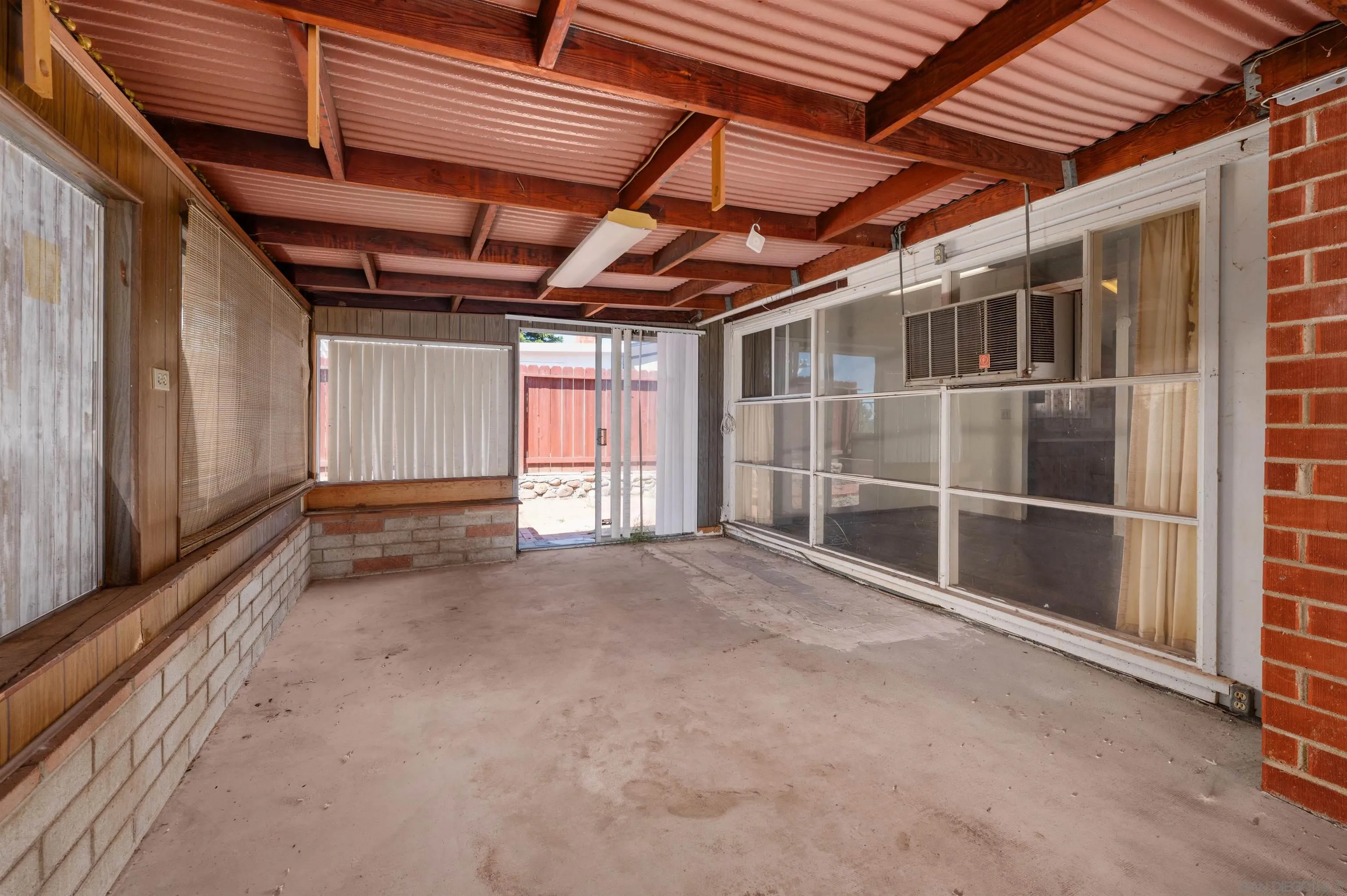 https://cdn.realtyfeed.com/cdn/127/260014824/f1364b2e522390ba0a944125290f65d0.webp
