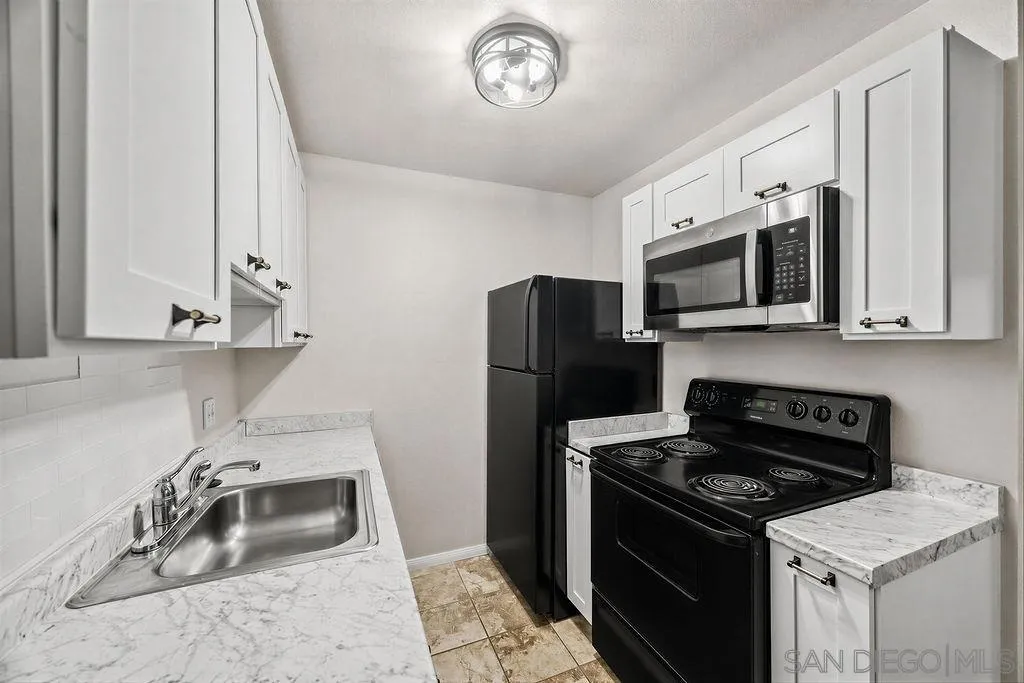 Photo #5: 260014829 Listing: Photo #5