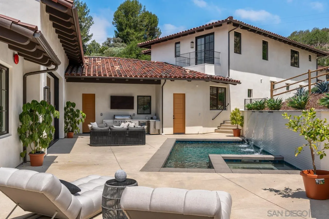 https://cdn.realtyfeed.com/cdn/127/260014832/469a81e4ad1ef5552788722a3ce0d2eb.webp