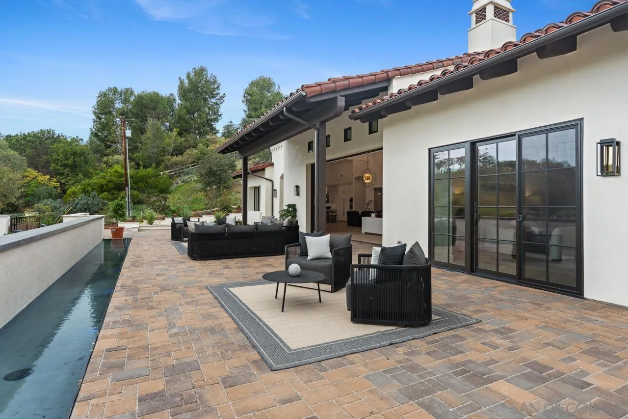 https://cdn.realtyfeed.com/cdn/127/260014832/8970d8dab271b5d5c82b270ad802f4f1.webp