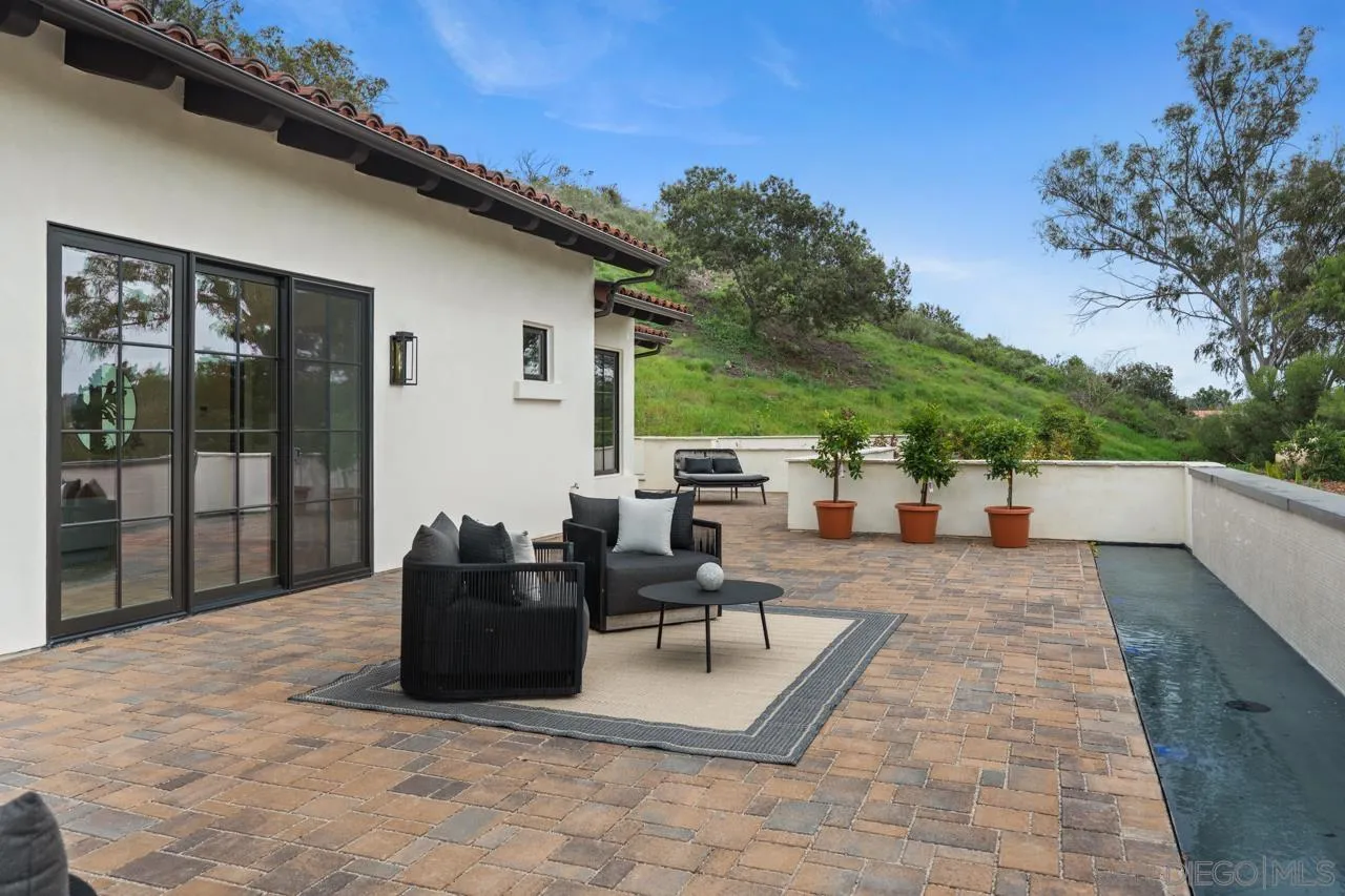 https://cdn.realtyfeed.com/cdn/127/260014832/b52bfa41ad62e4bf46104c63ee45d0c9.webp