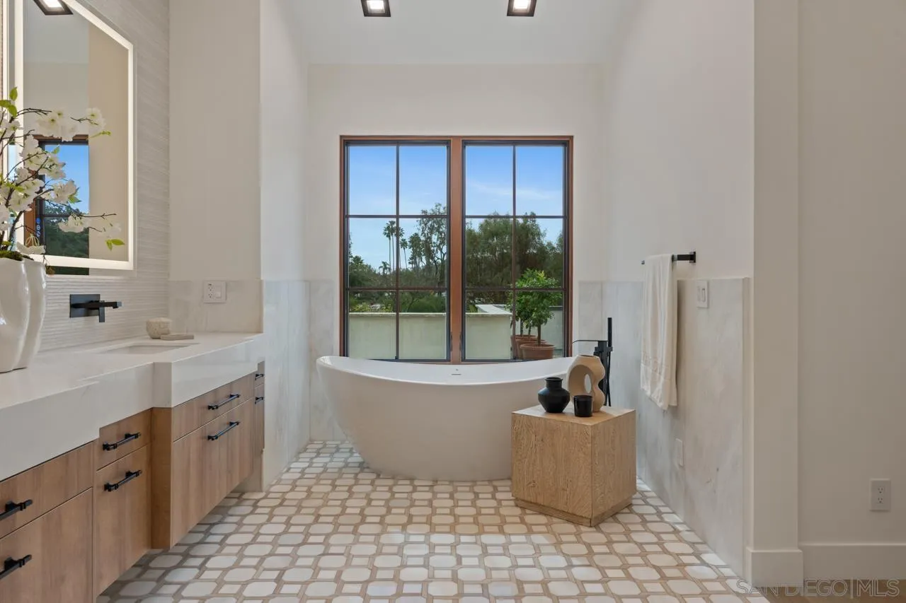 https://cdn.realtyfeed.com/cdn/127/260014832/c9eeea9a8dc5a8e81d41db6c17453c90.webp