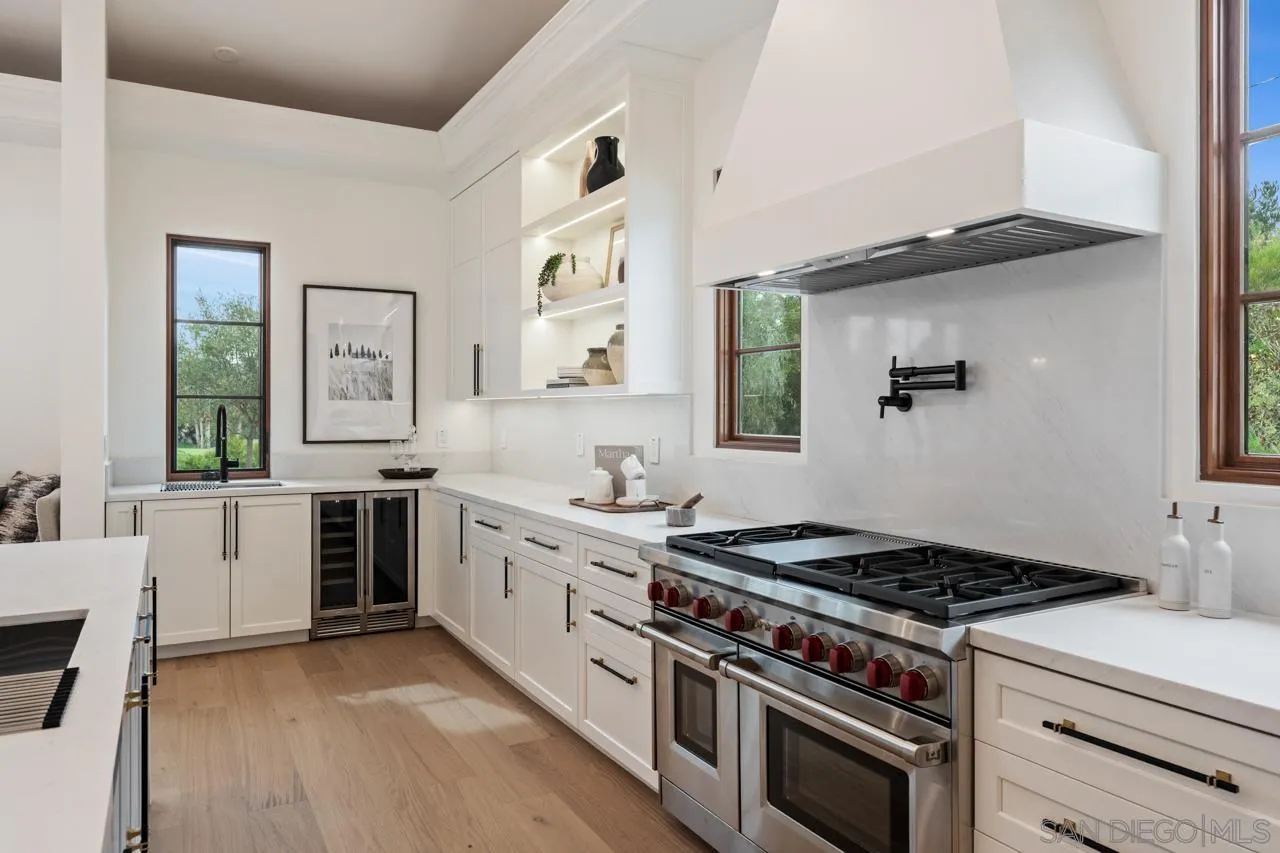 https://cdn.realtyfeed.com/cdn/127/260014832/d23fbfdd13ceb3cda9b588cbabaf06ea.webp
