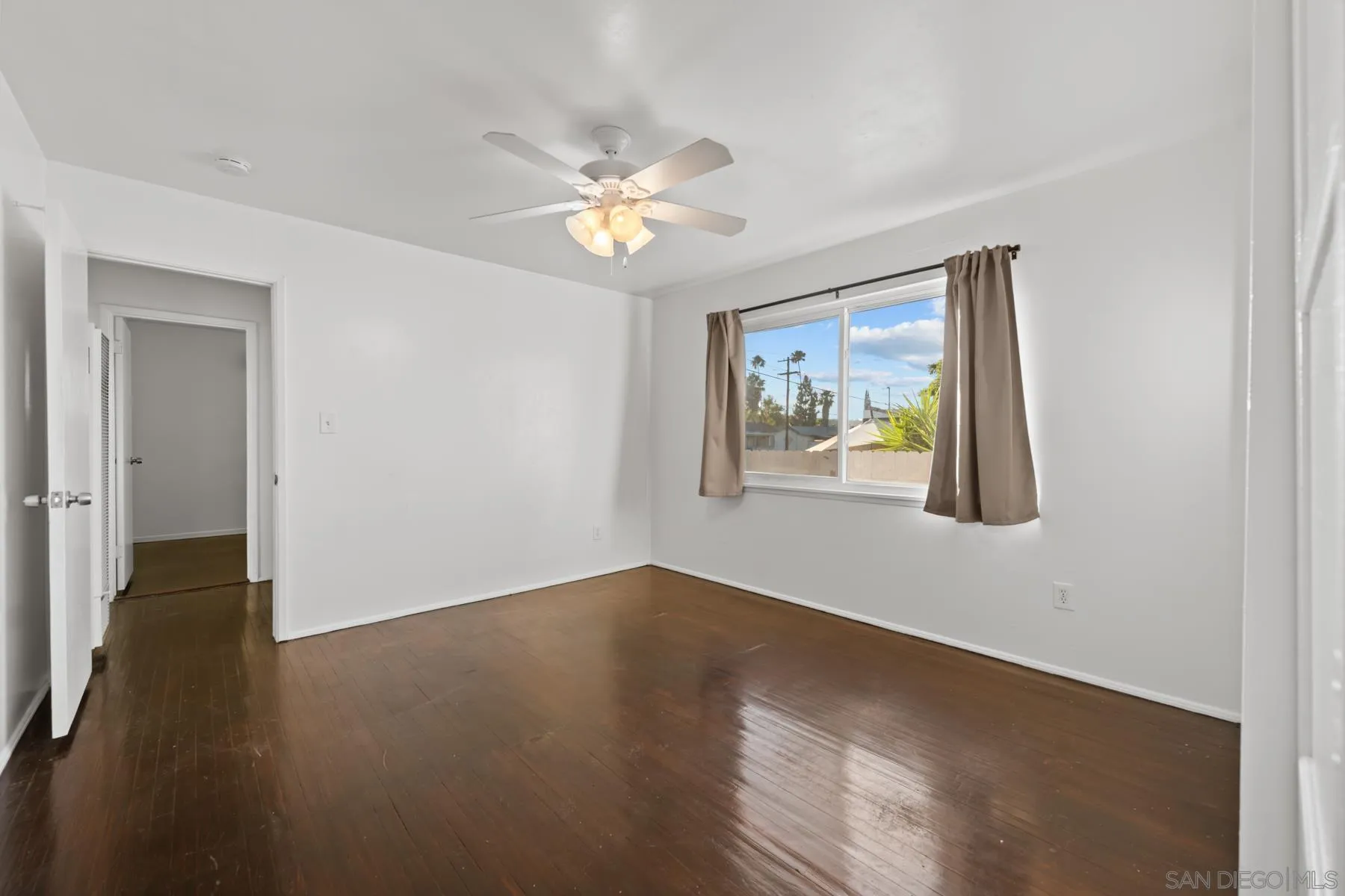 https://cdn.realtyfeed.com/cdn/127/260014834/50709dcd6f44a9d5869fc6acb25d6979.webp