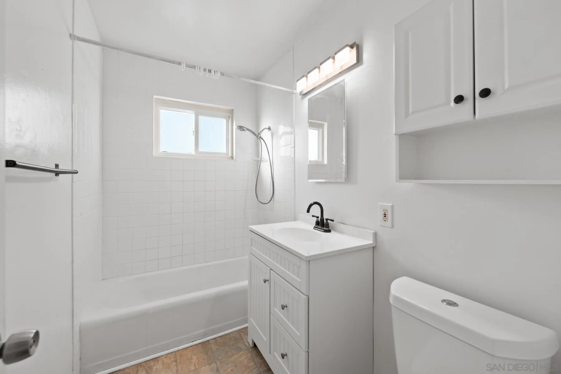 https://cdn.realtyfeed.com/cdn/127/260014834/ab37b56e0a5556034539d58a3c494795.webp