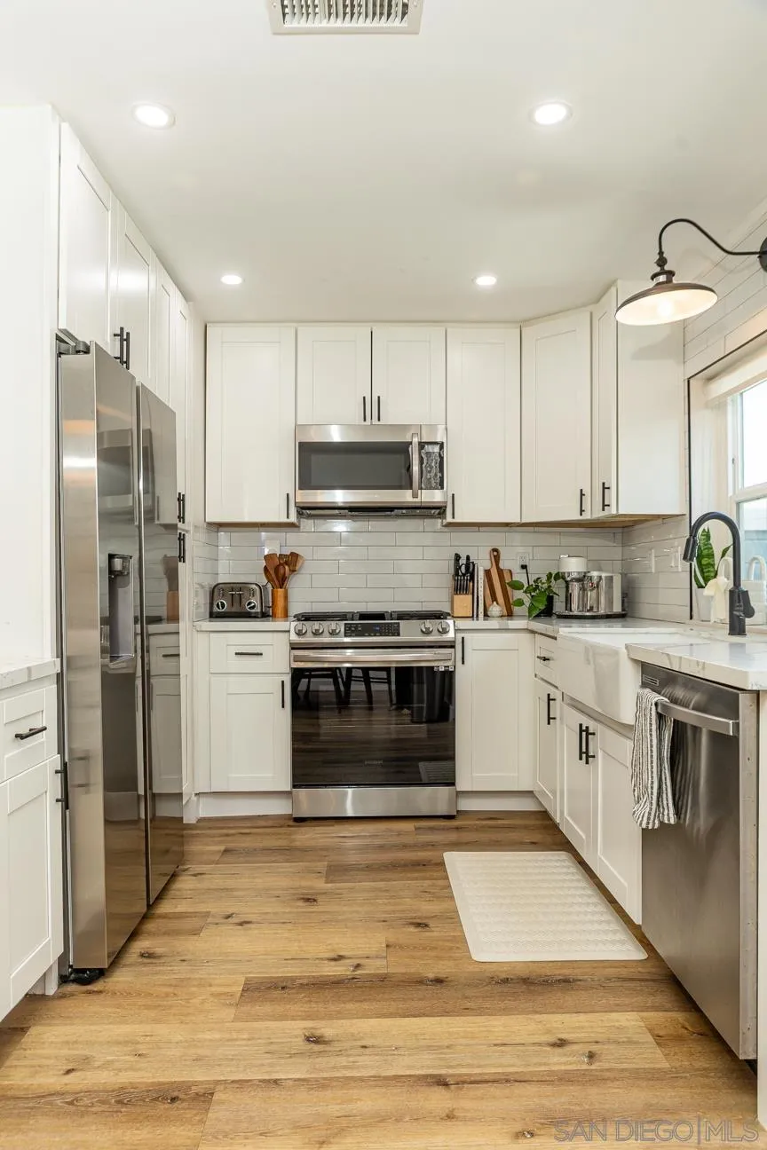 Photo #10: 260014835 Listing: Photo #10