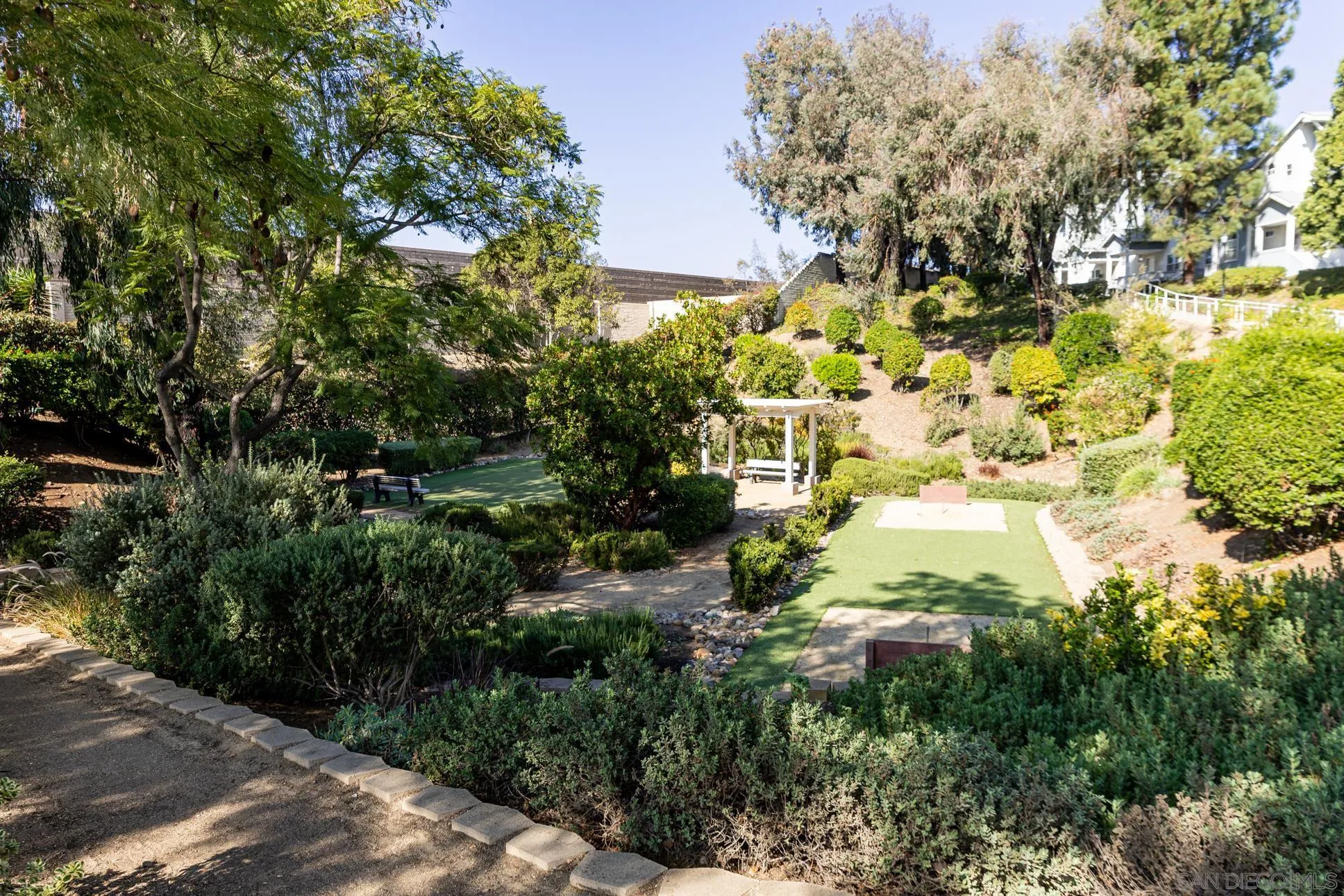 Photo #35: 260014835 Listing: Photo #35