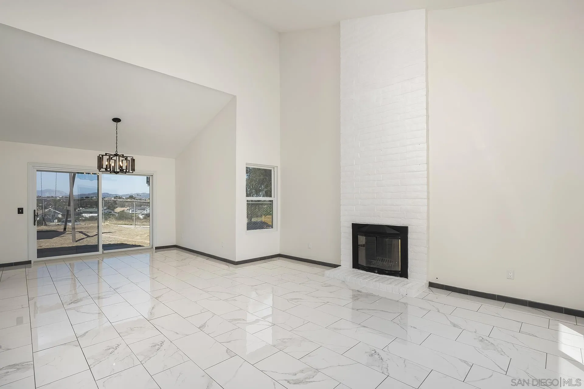 https://cdn.realtyfeed.com/cdn/127/260014839/b02034bd929685993fad9f1ca5651e72.webp