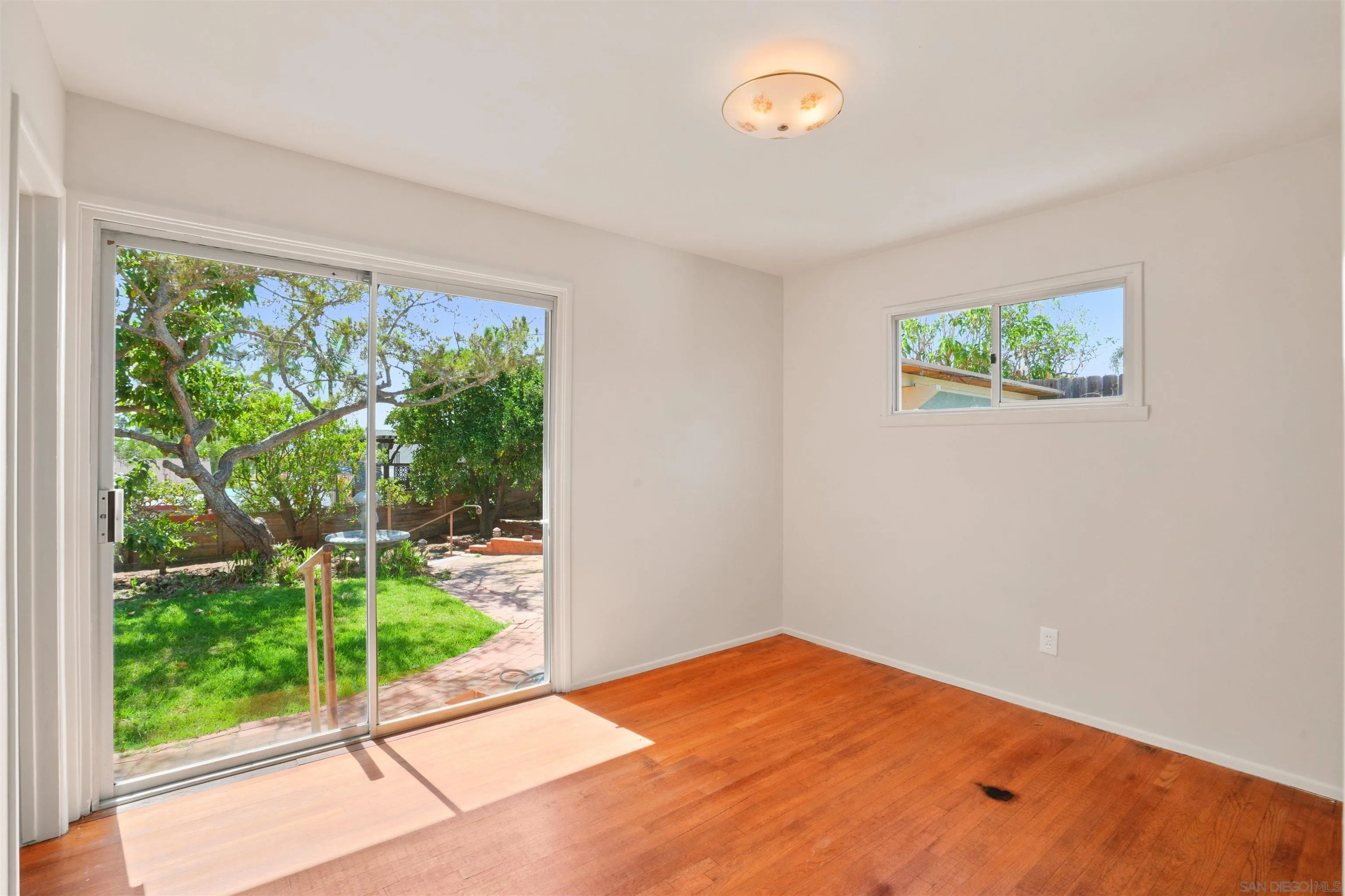 https://cdn.realtyfeed.com/cdn/127/260014843/015f054f7552b3b24fd5997fa14ff728.webp