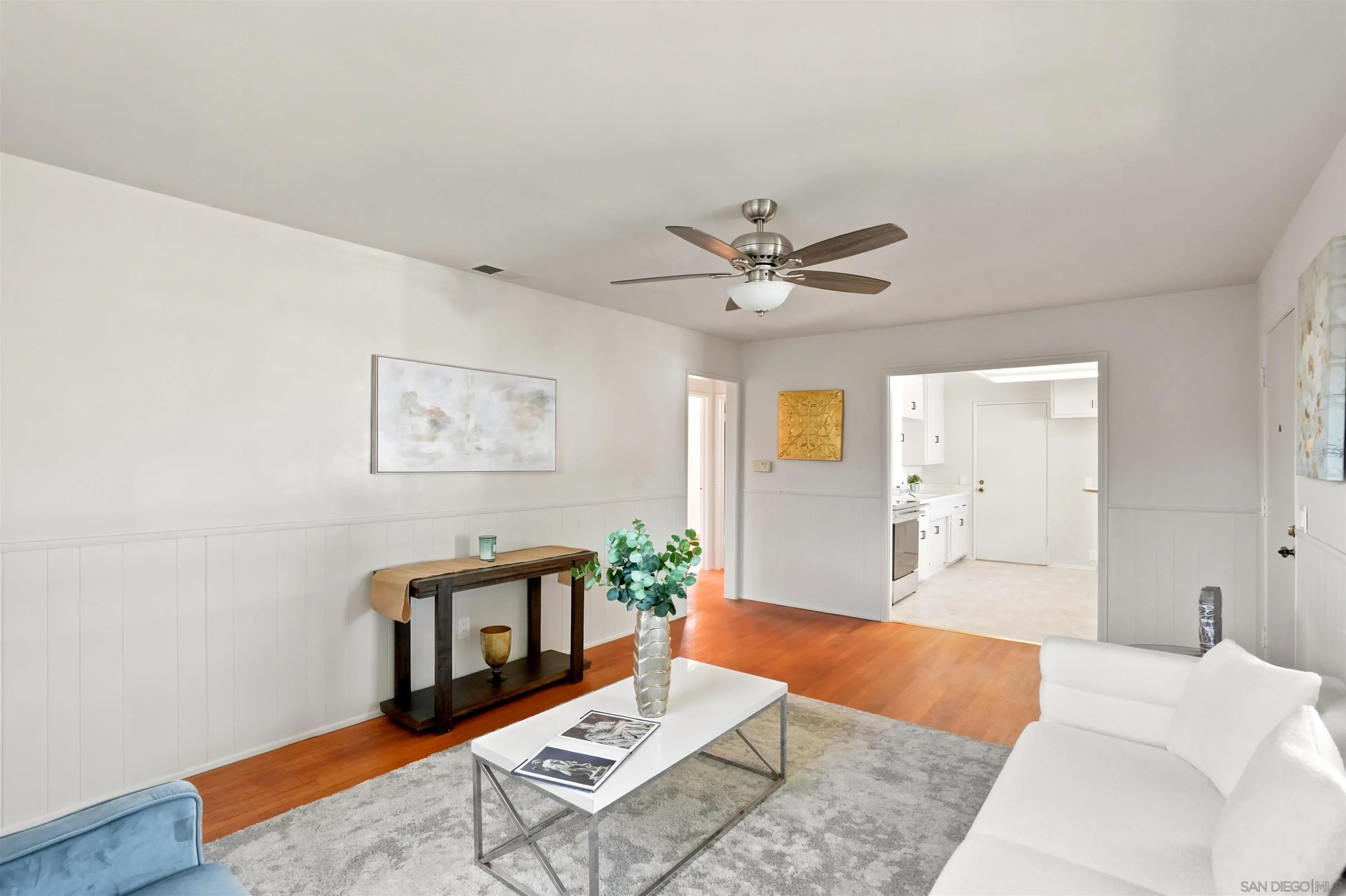 https://cdn.realtyfeed.com/cdn/127/260014843/0997035bd9dd58a31d3ab4ad7bf8ac32.webp