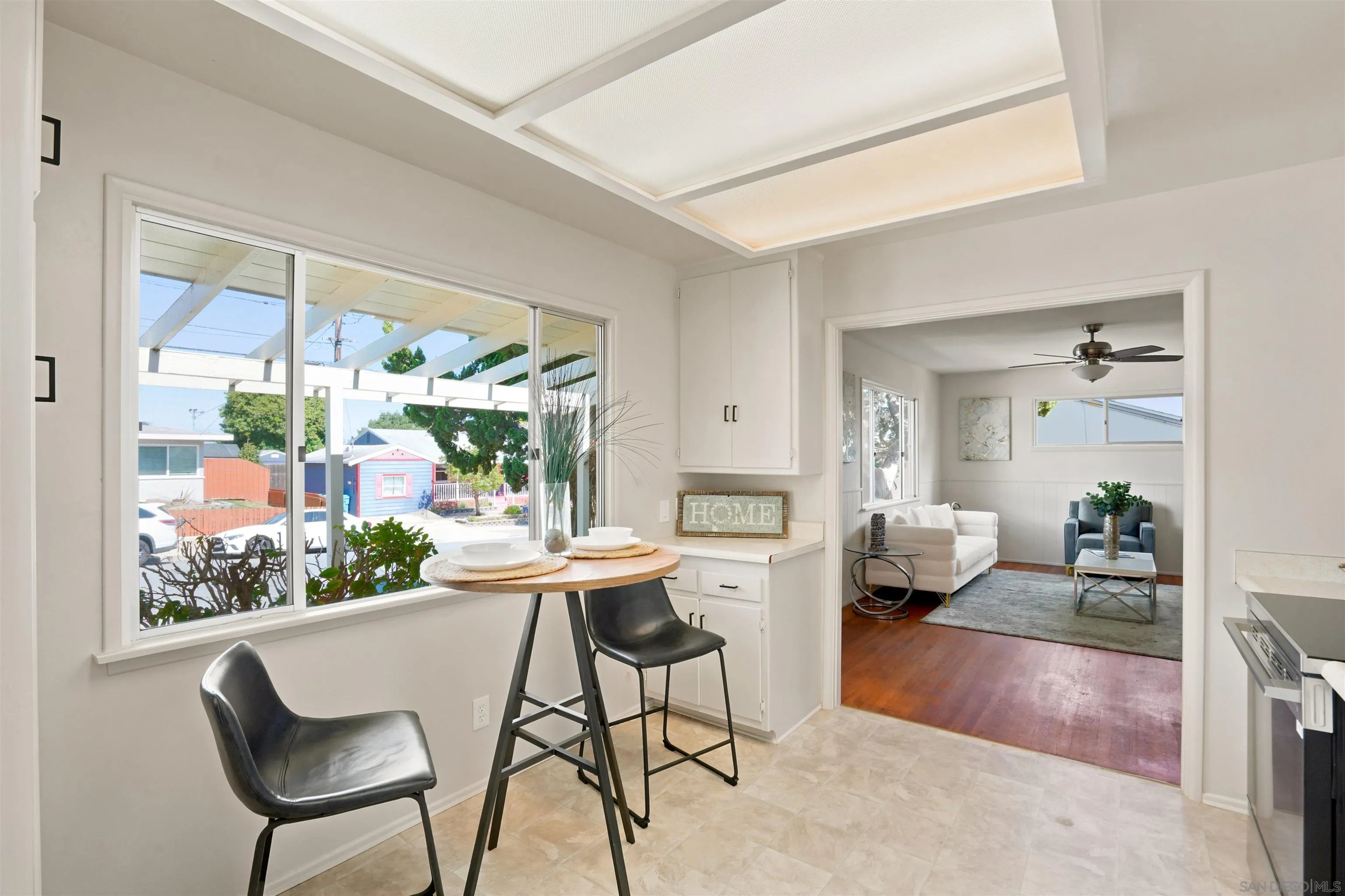 https://cdn.realtyfeed.com/cdn/127/260014843/778c3b87b321005a3a2d4522664e410f.webp