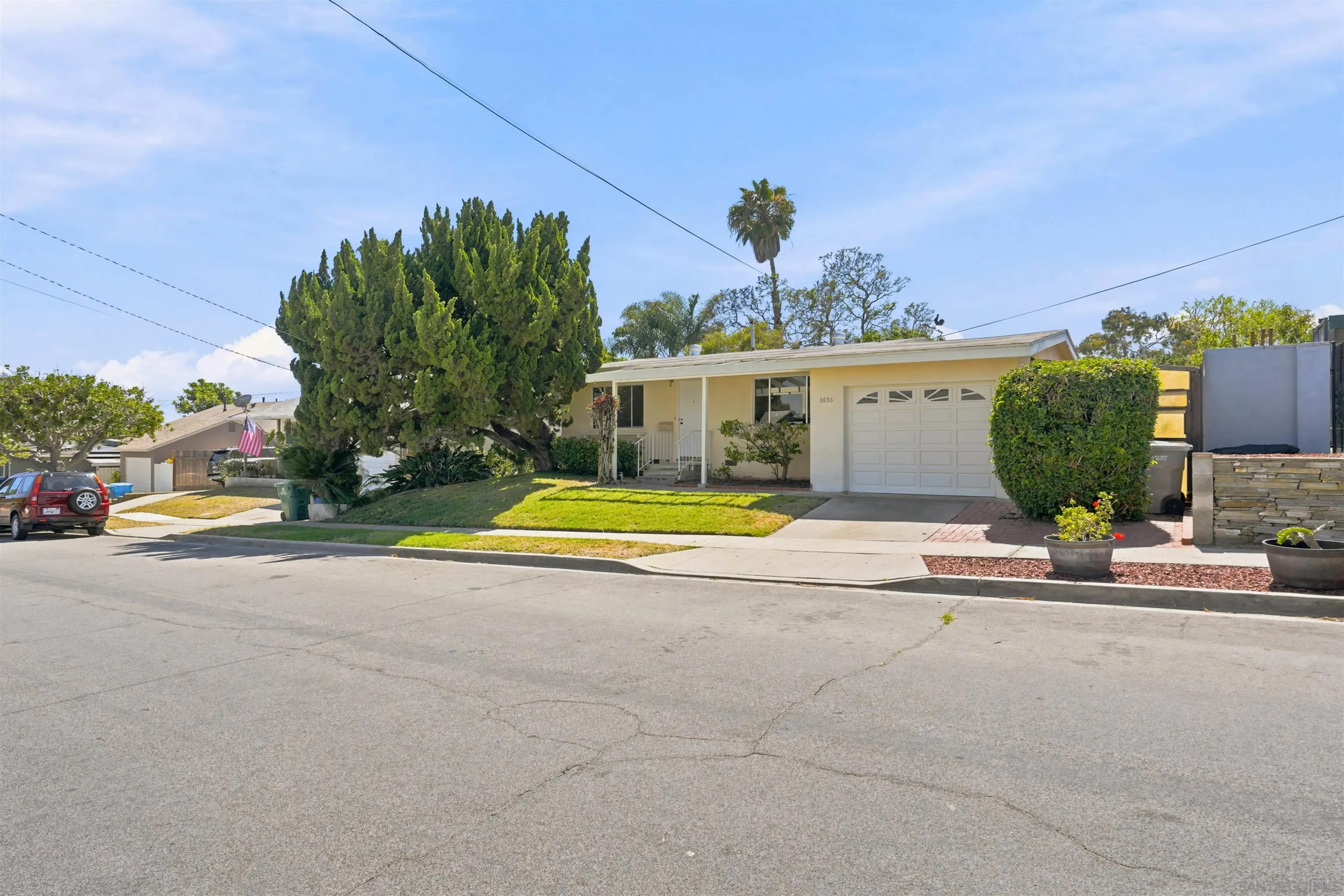 https://cdn.realtyfeed.com/cdn/127/260014843/f8252dc91dae091ab64eaa3ffd95d78e.webp