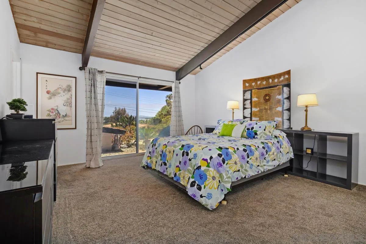 https://cdn.realtyfeed.com/cdn/127/260014845/667c7a7bcbe29ec6d8845fb787c758e4.webp