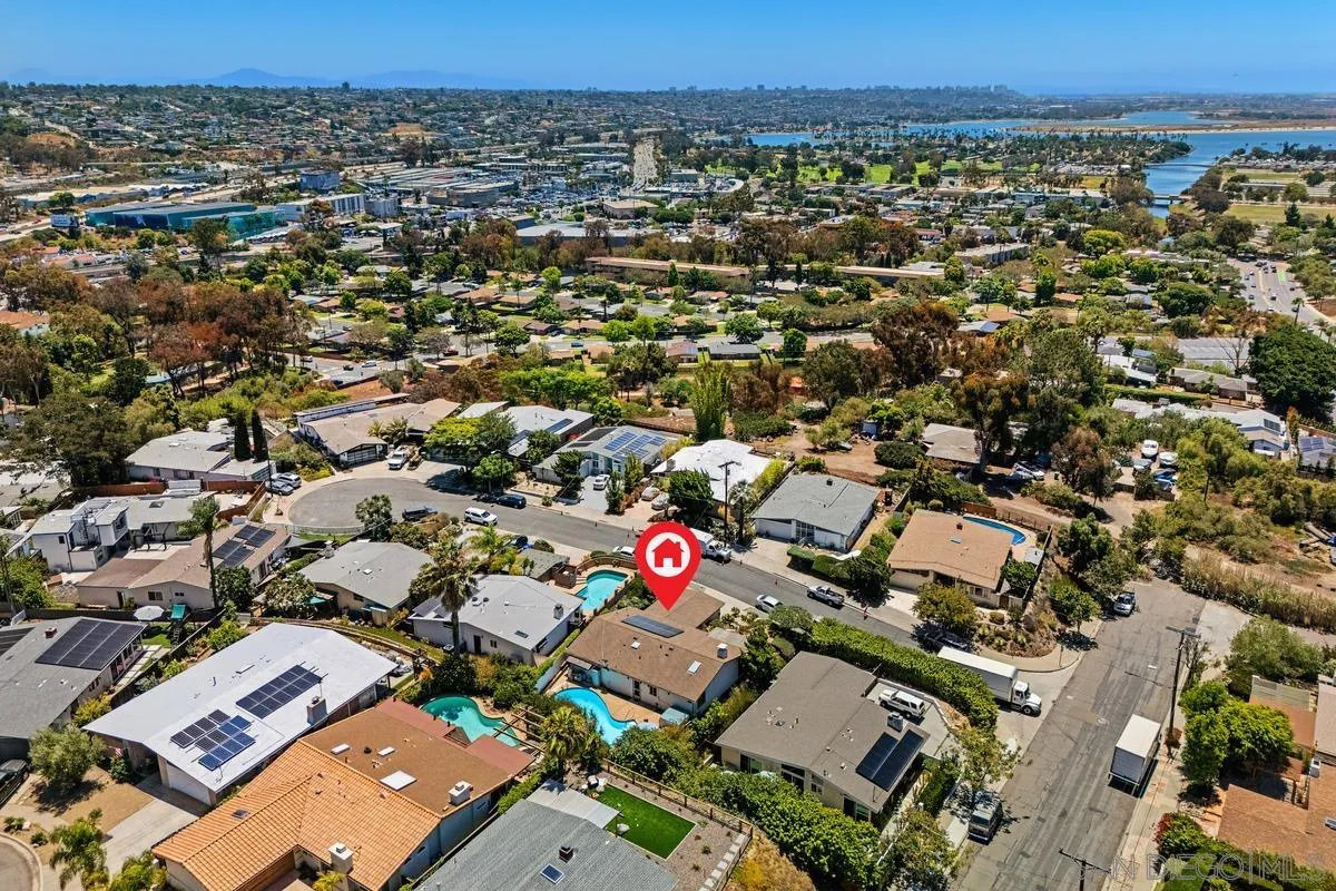 https://cdn.realtyfeed.com/cdn/127/260014845/6fa6908b206029b09369dc85e8747b92.webp