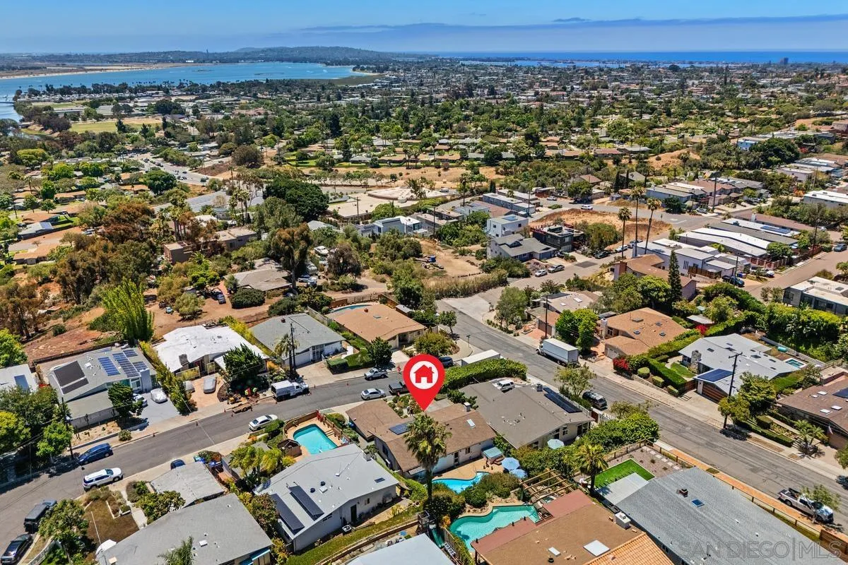 https://cdn.realtyfeed.com/cdn/127/260014845/8c0d33d17c8e31e26cc85b2b250c28f7.webp
