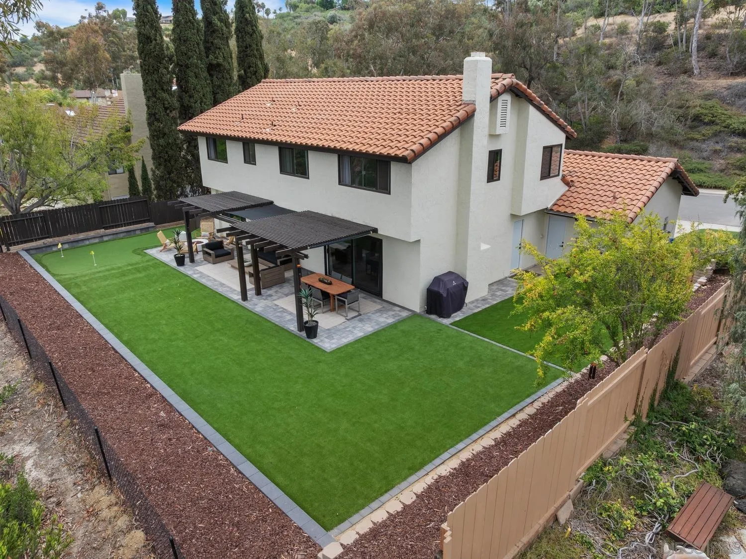 https://cdn.realtyfeed.com/cdn/127/260014846/d4f598767c5487a1ad73767ad667c725.webp