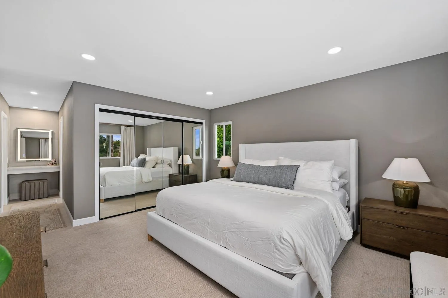 https://cdn.realtyfeed.com/cdn/127/260014846/dd37e9dc398e0f33bc556cd80ec9d30e.webp