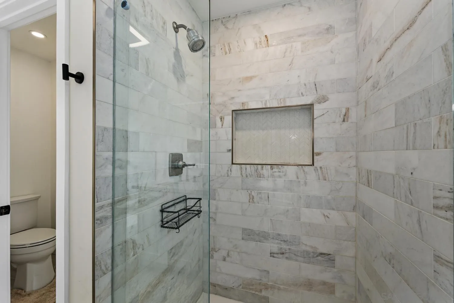 https://cdn.realtyfeed.com/cdn/127/260014846/eeca5aa224253526e1a278c0d0e72196.webp