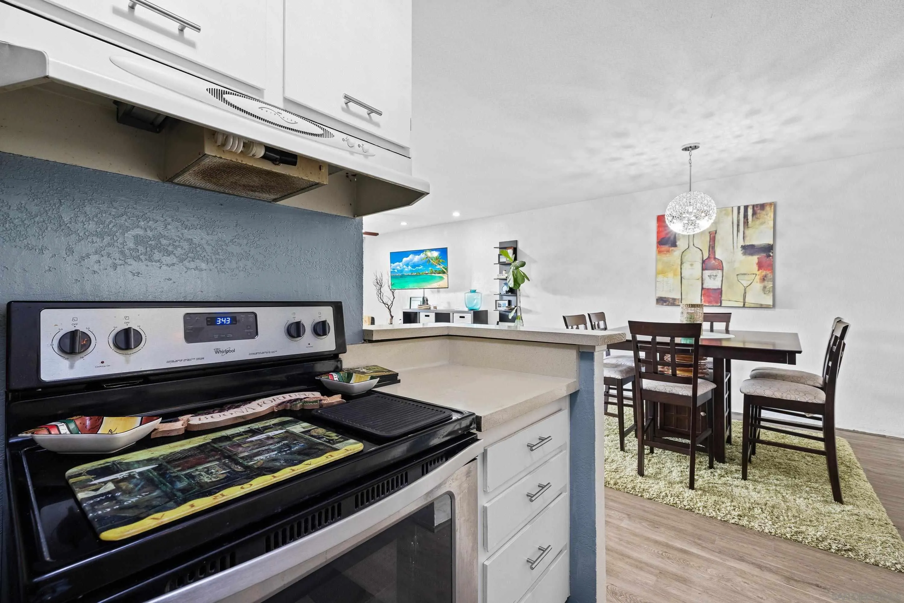 Photo #8: 260014847 Listing: Photo #8