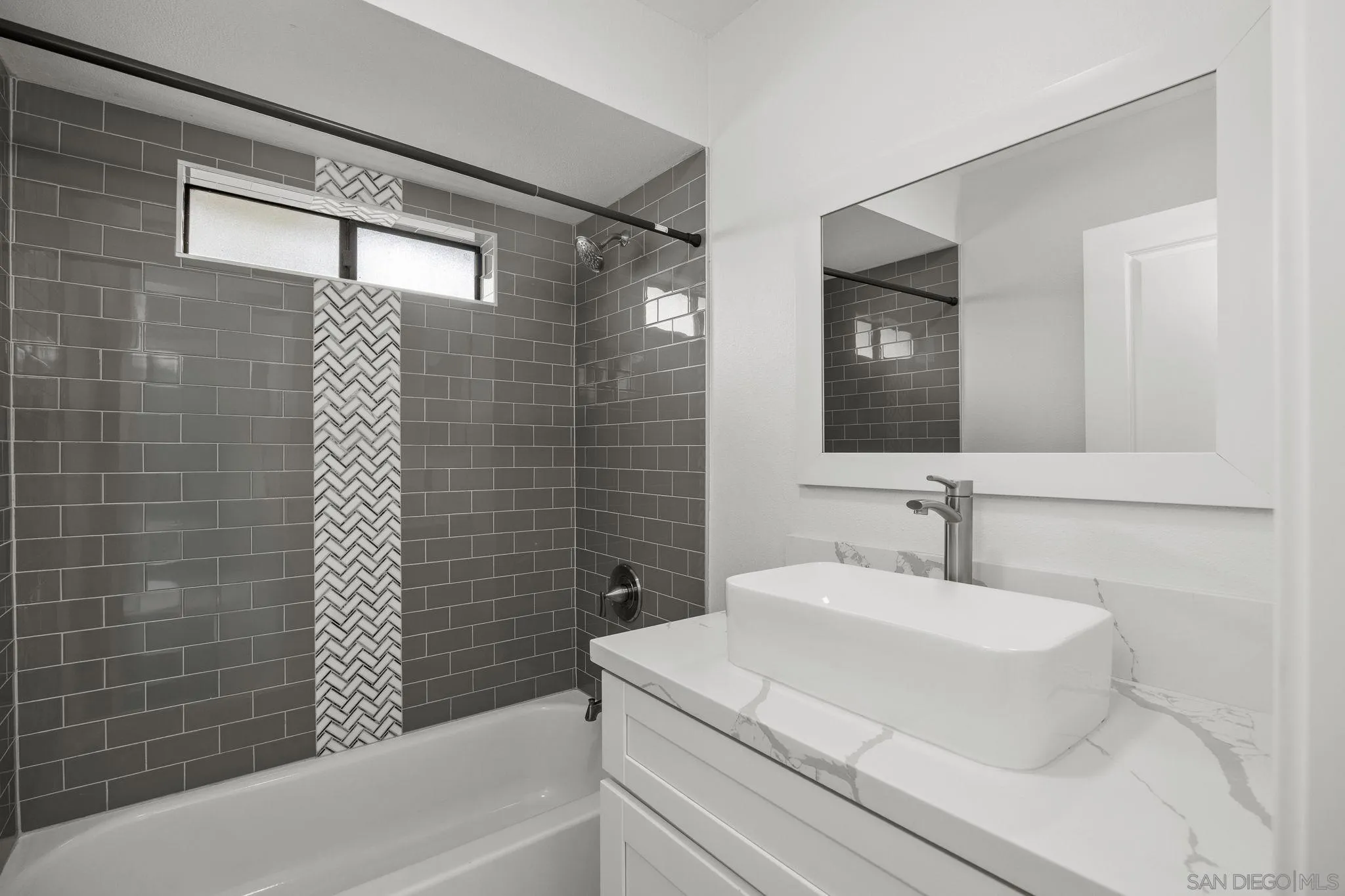 https://cdn.realtyfeed.com/cdn/127/260014849/02d104c9f32dba5a631475a659c563b8.webp