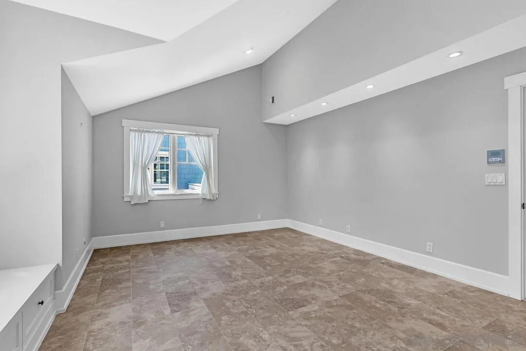 https://cdn.realtyfeed.com/cdn/127/260014850/0986ebad8a8df557b55da52e2a4ac88a.webp