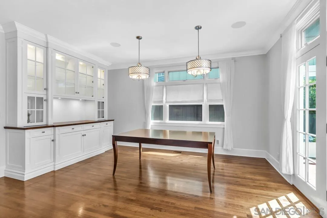 https://cdn.realtyfeed.com/cdn/127/260014850/390cccdafc8109542a58101f2762a024.webp