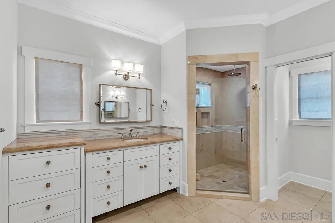 https://cdn.realtyfeed.com/cdn/127/260014850/cb3a13269ad01690de7fdedd1ff4363b.webp