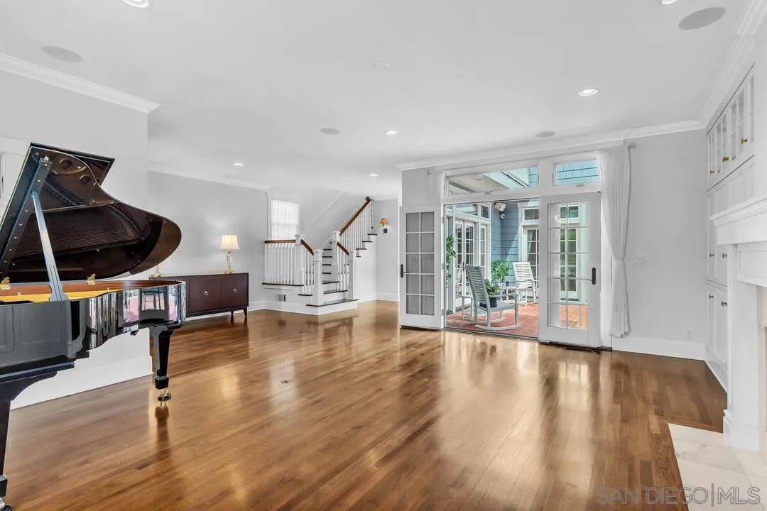 https://cdn.realtyfeed.com/cdn/127/260014850/d53be9e369a88f6f6a7396fb72b7b5bb.webp
