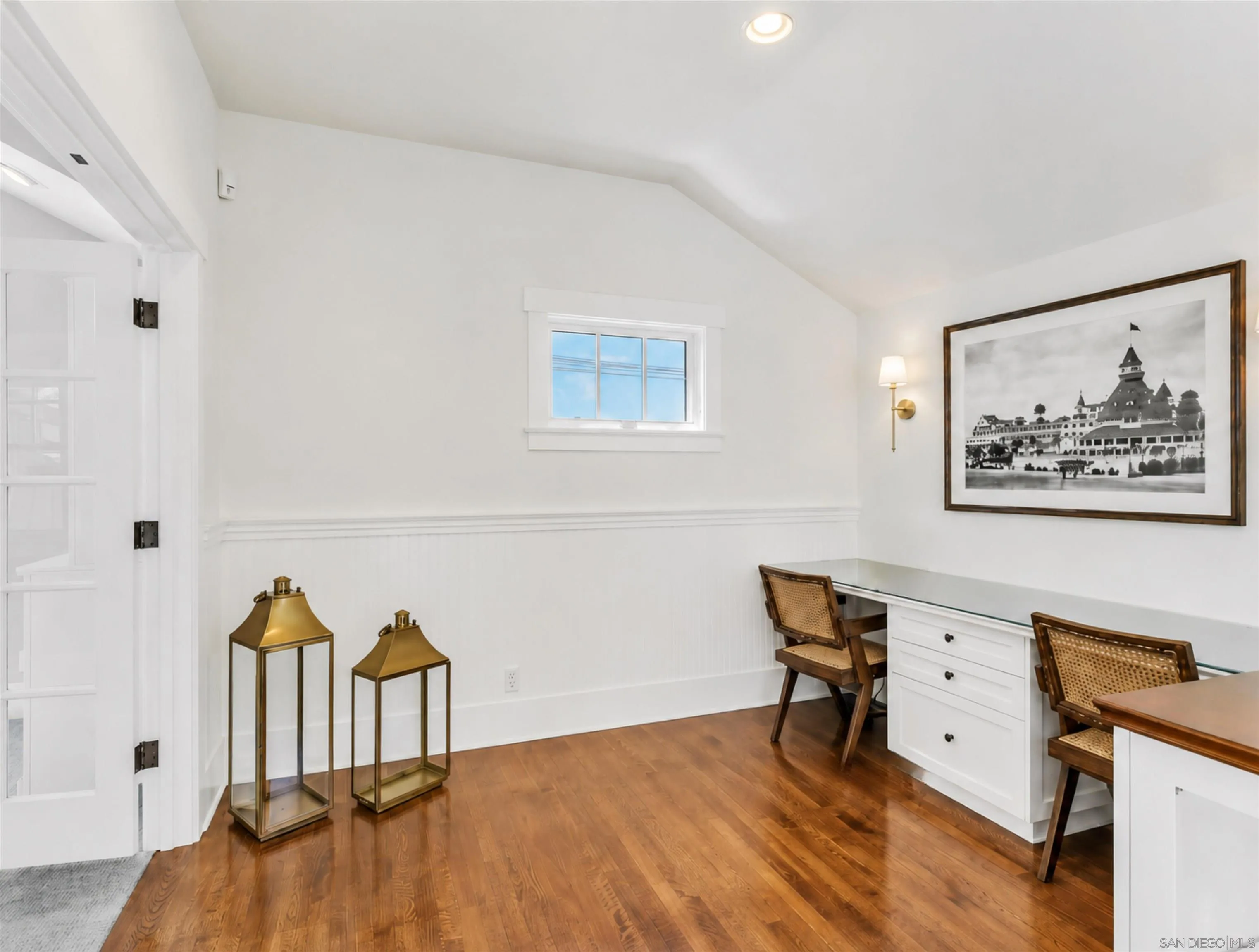 https://cdn.realtyfeed.com/cdn/127/260014850/d589b33aba09ee39be9bec38210b5e77.webp