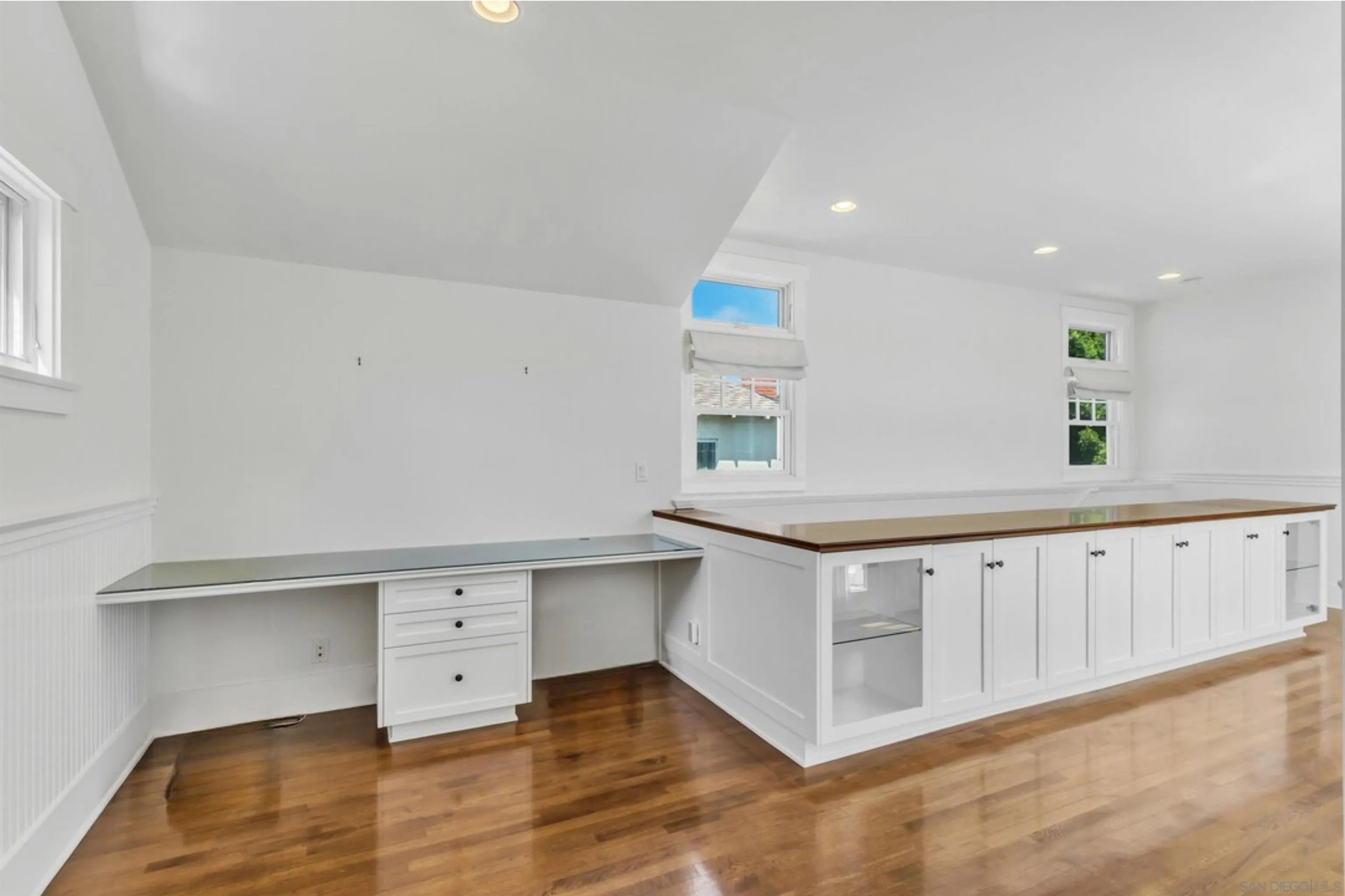 https://cdn.realtyfeed.com/cdn/127/260014850/ef65daa9b96c94c9ea51b64528d49109.webp